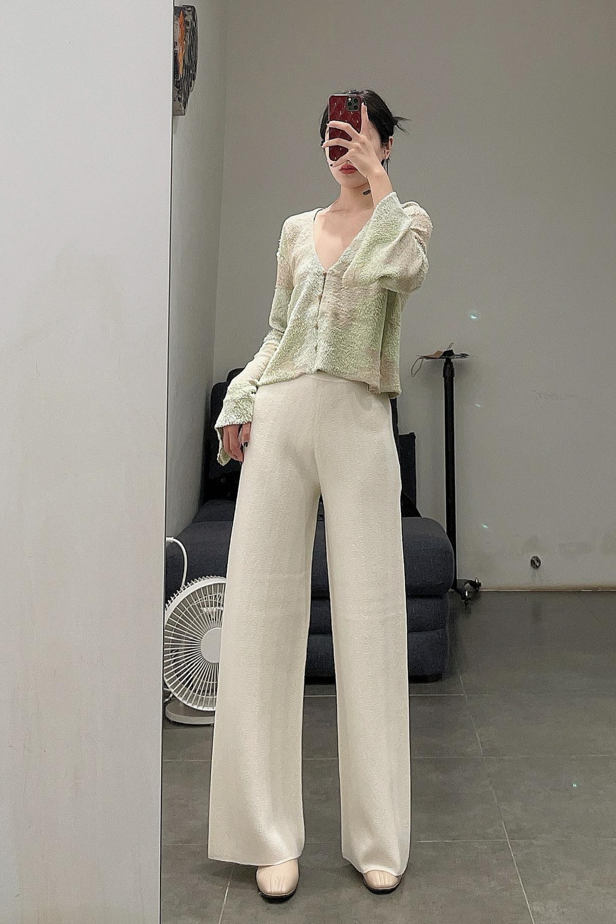 SWAYING/KNIT Seamless wool dark crease trousers SW22AW3B14 White - Image 14