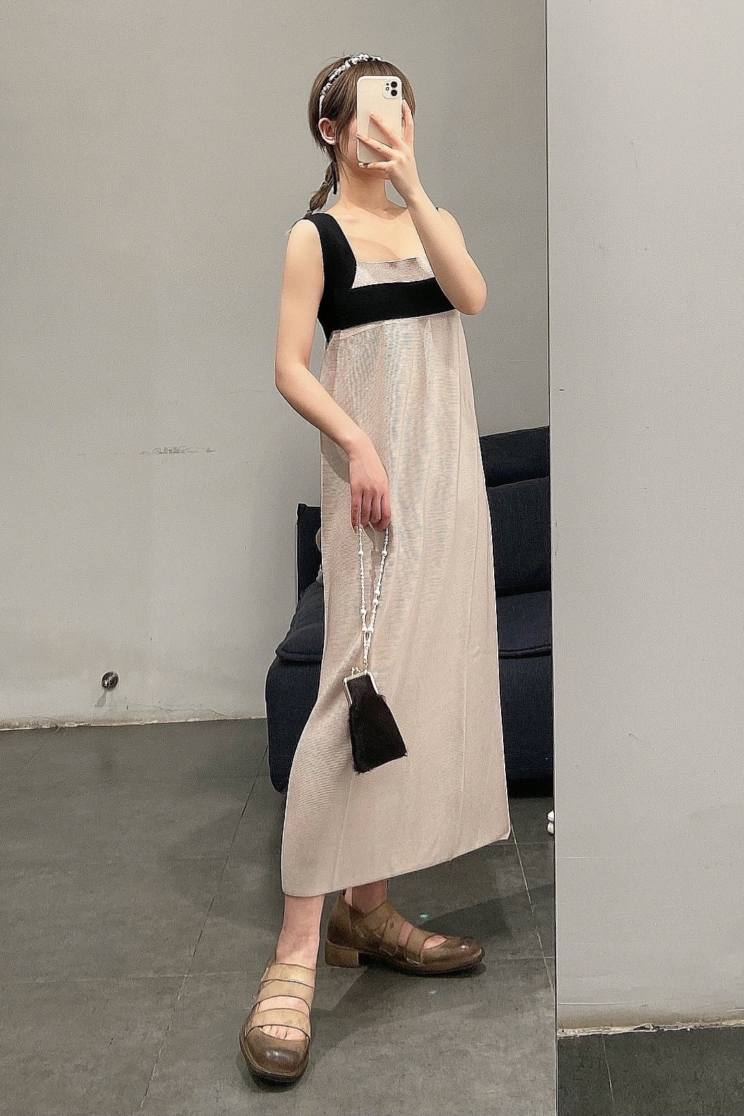SWAYING/KNIT SW211LS23 Silk contrast color shoulder strap skirt PS7 - Image 5