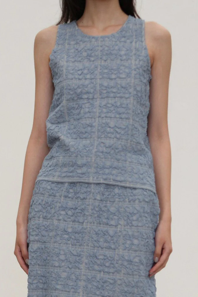 SWAYING SS26 Bubble Pleated Vest SW-SW26SS1T02-LAN Blue