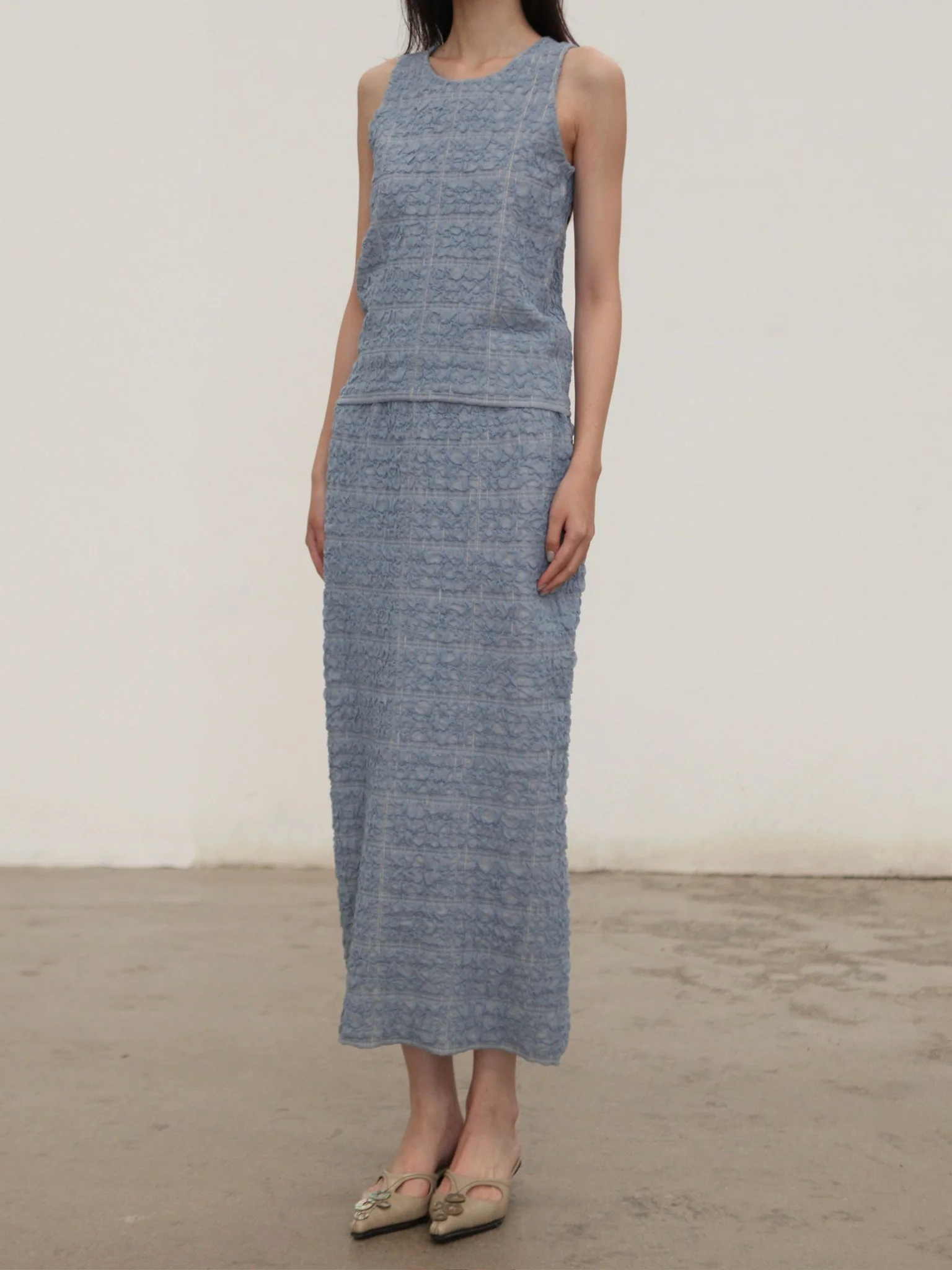 SWAYING SS26 Bubble Pleated Vest SW-SW26SS1T02-LAN Blue - Image 4