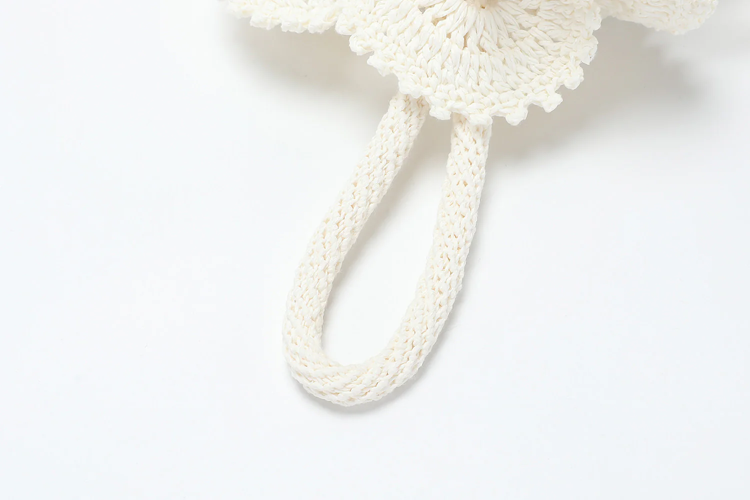 SWAYING SS26 Mesh Crochet Bag SW-SW26SS4P02-BAI White - Image 11