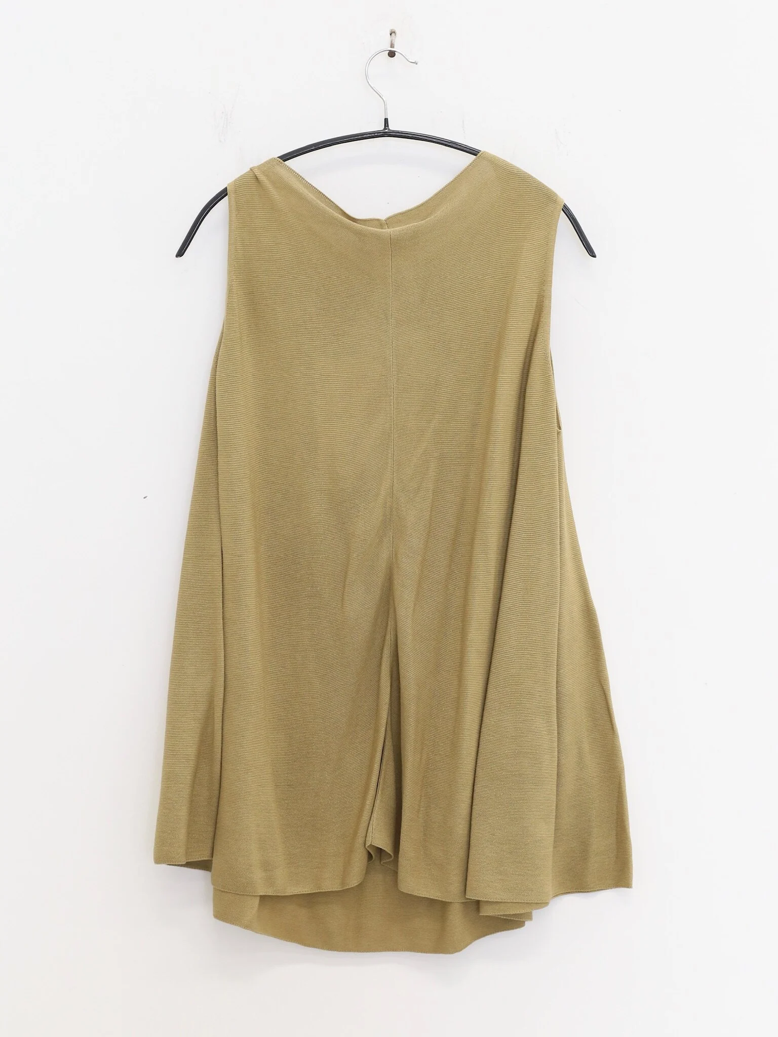 SWAYING SS26 Silk Halter Neck Knot Vest SW-SW26SS1T13-LV Green - Image 7