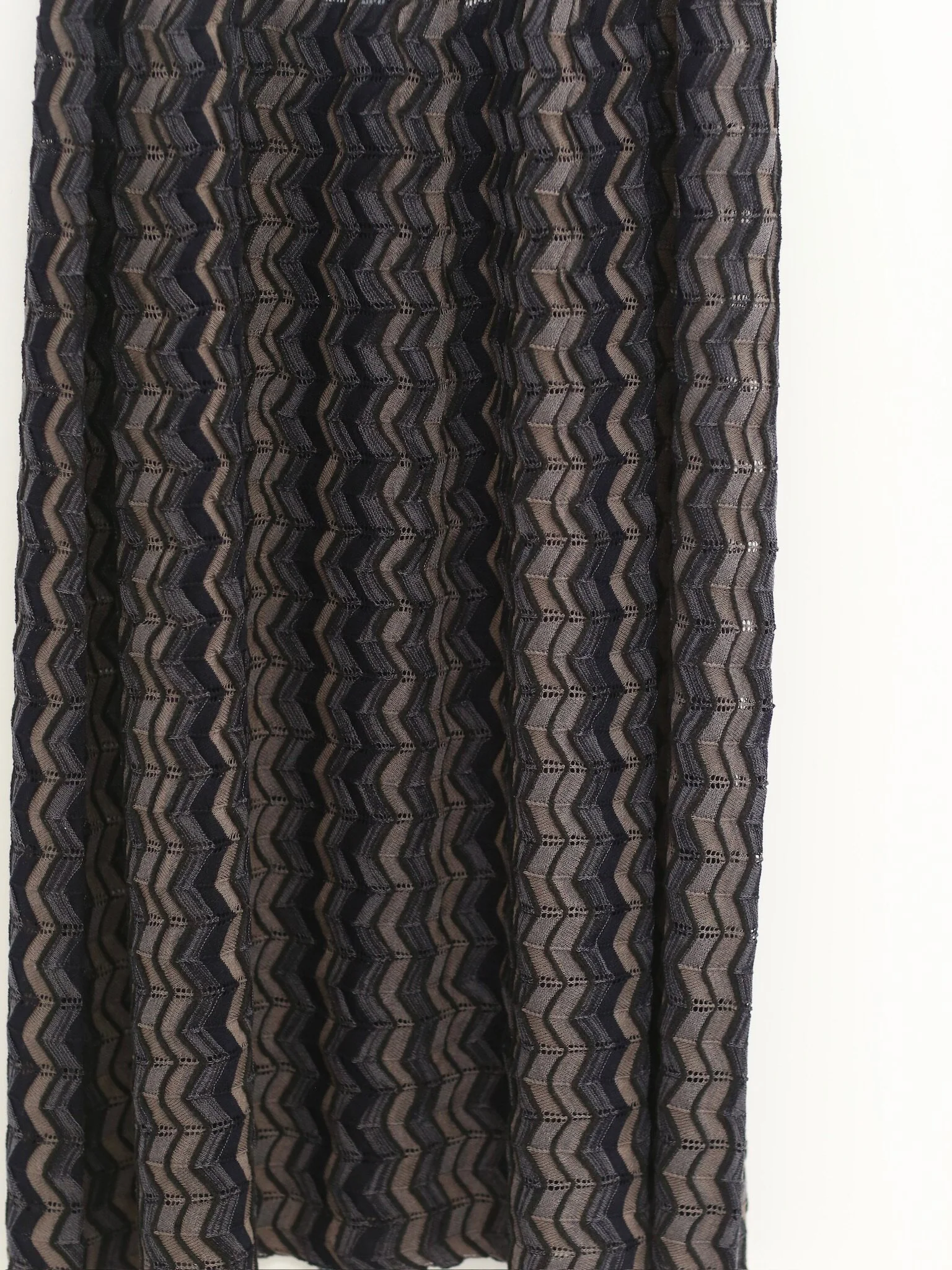 SWAYING SS26 Waist-cinching Pleated Long Skirt SW-SW26SS3B05-HH Black/Grey - Image 4