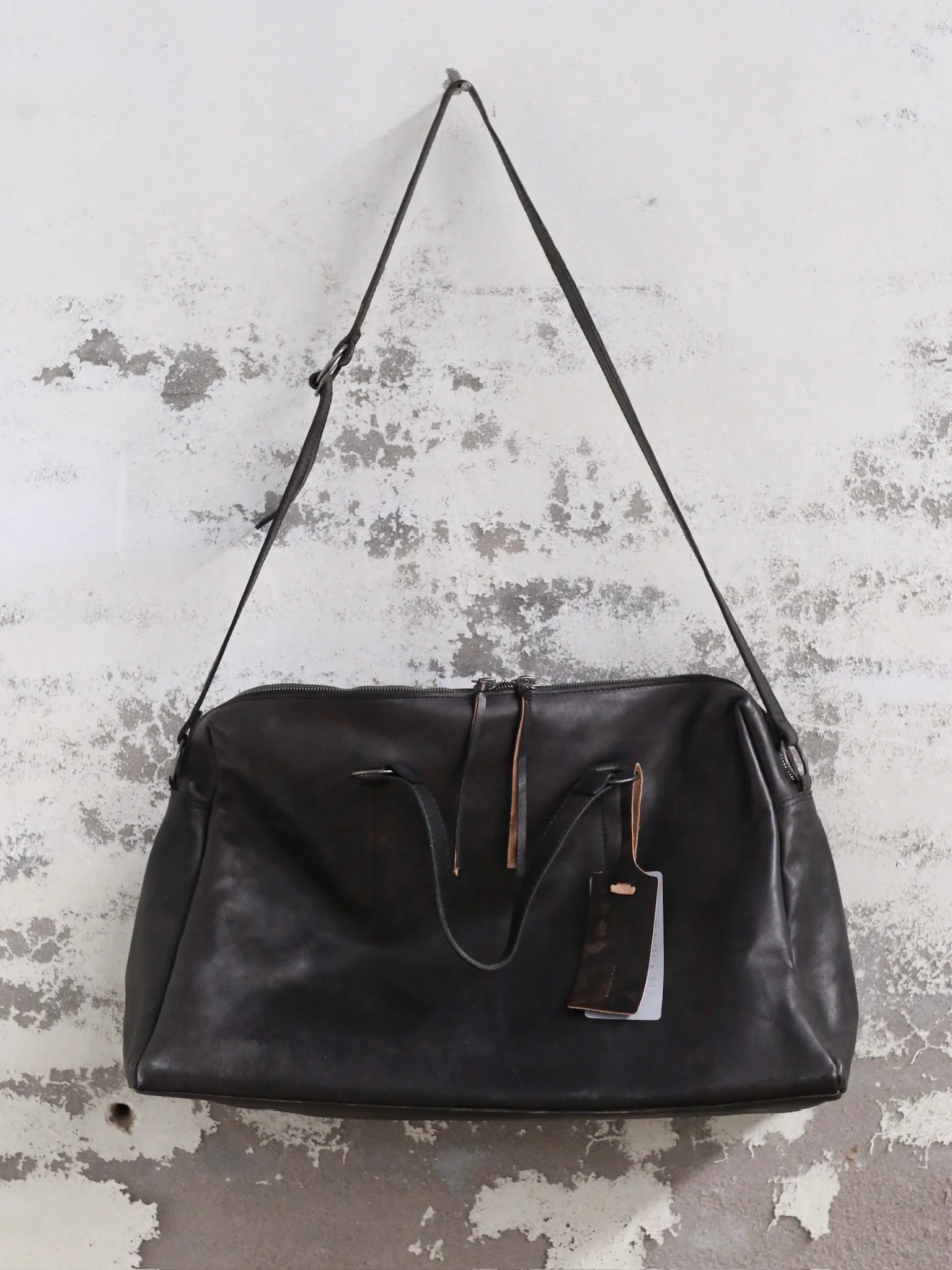 Tagliovivo 25 Spring/Summer Hand-dyed Horse Leather Large Shoulder Bag BAULETTO 24h Italy TAG-BAULETTO 24h-Hand-Dyed Horse-Abyss - Image 4