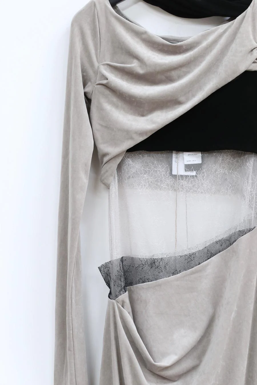 Un Morceau asymmetric pinched neck detail dress AW22 UM222LS06 - Image 2