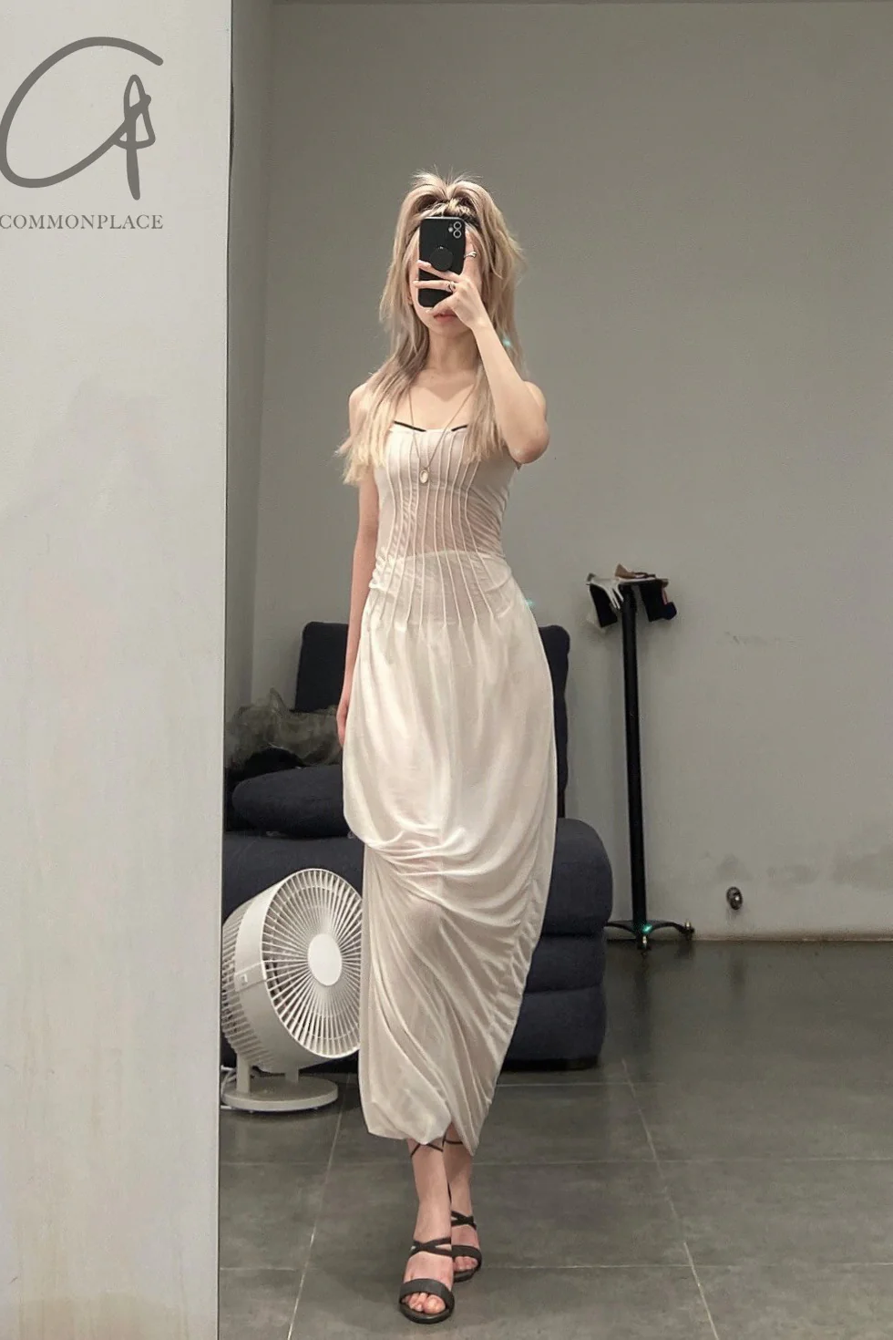 Un Morceau chest detail velvet pleated no dress UM221LS08 White PUM23 - Image 14