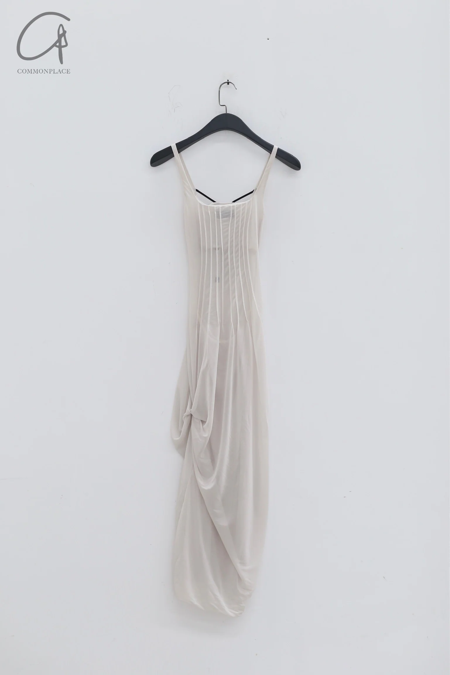 Un Morceau chest detail velvet pleated no dress UM221LS08 White PUM23 - Image 9