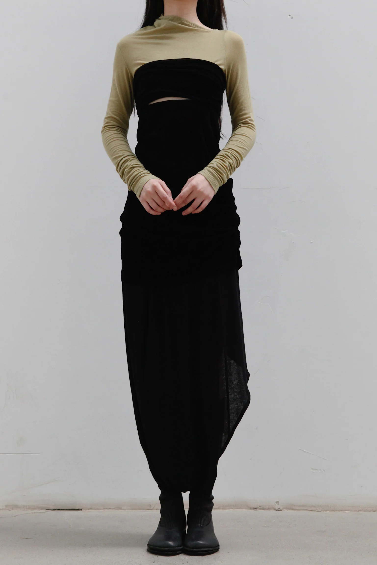 Un Morceau Cotton Knit Draped Skirt UM231XZ32 Black - Image 5