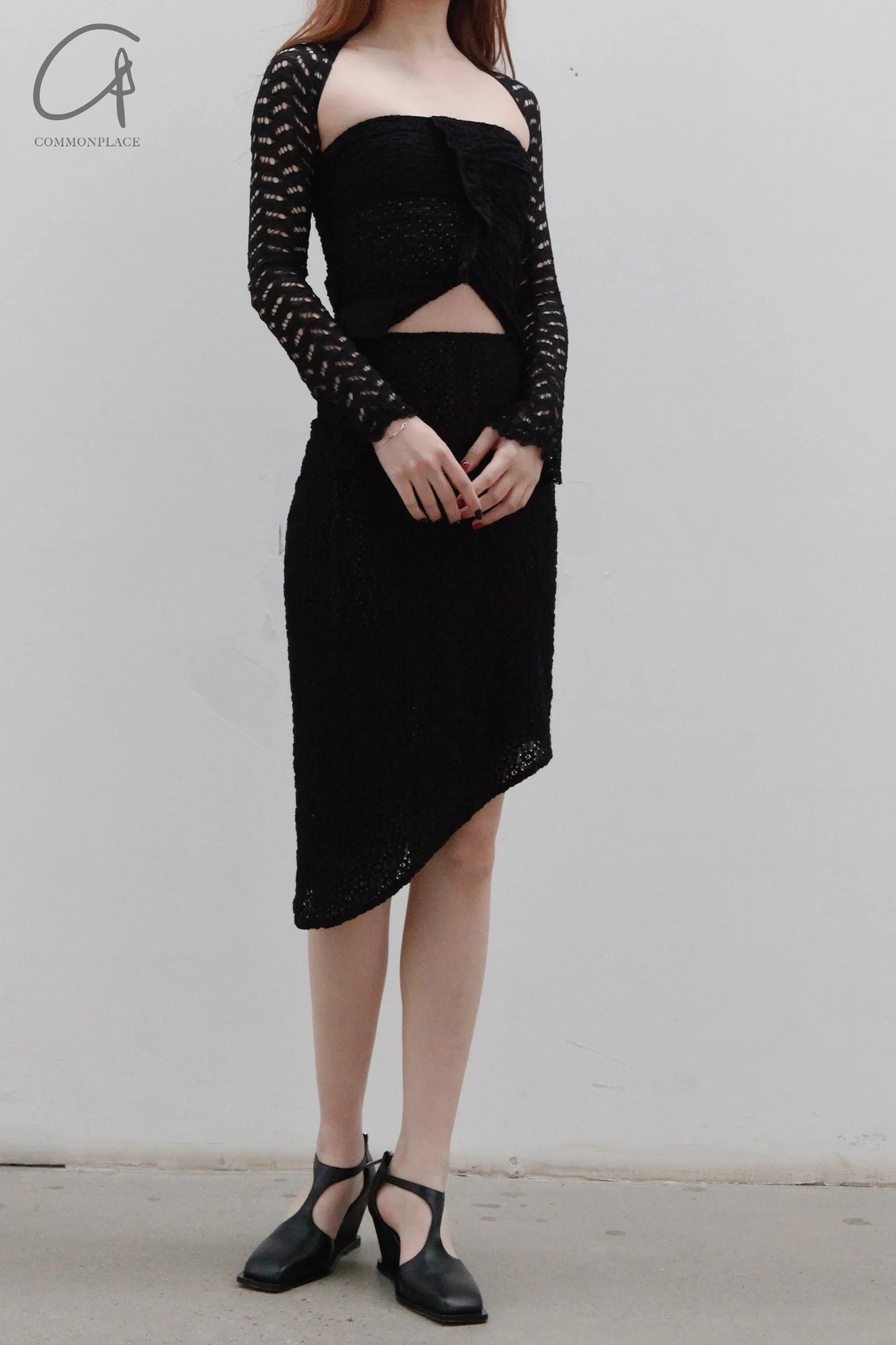 Un Morceau elastic lace sloping half skirt UM231XZ12 black PUM40 - Image 4