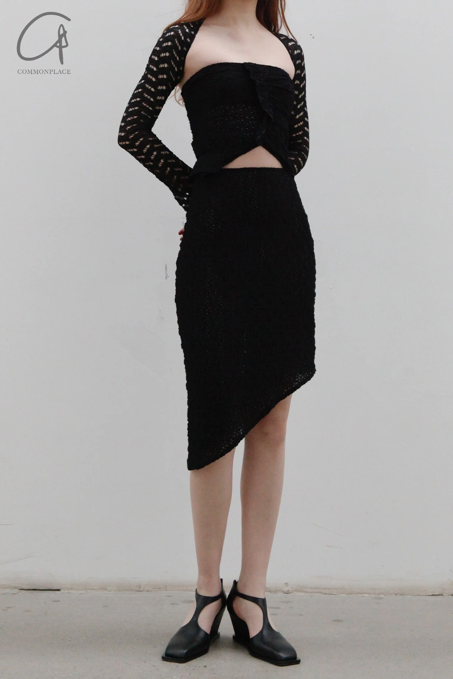 Un Morceau elastic lace sloping half skirt UM231XZ12 black PUM40 - Image 5