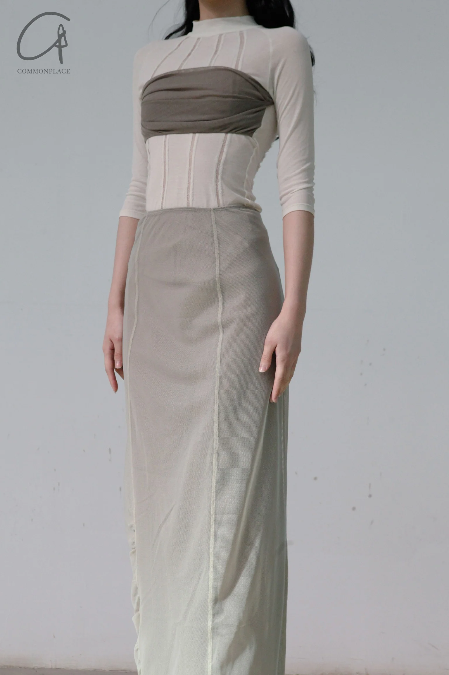 Un Morceau Mesh Crinkled Stretch Skirt UM221XZ08 GooseBean Green - Image 2