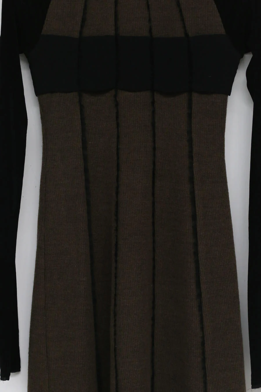 Un Morceau Raglan High Neck and Chest Panel Dress UM212LS10 Black/Olive Green PUM12 - Image 11