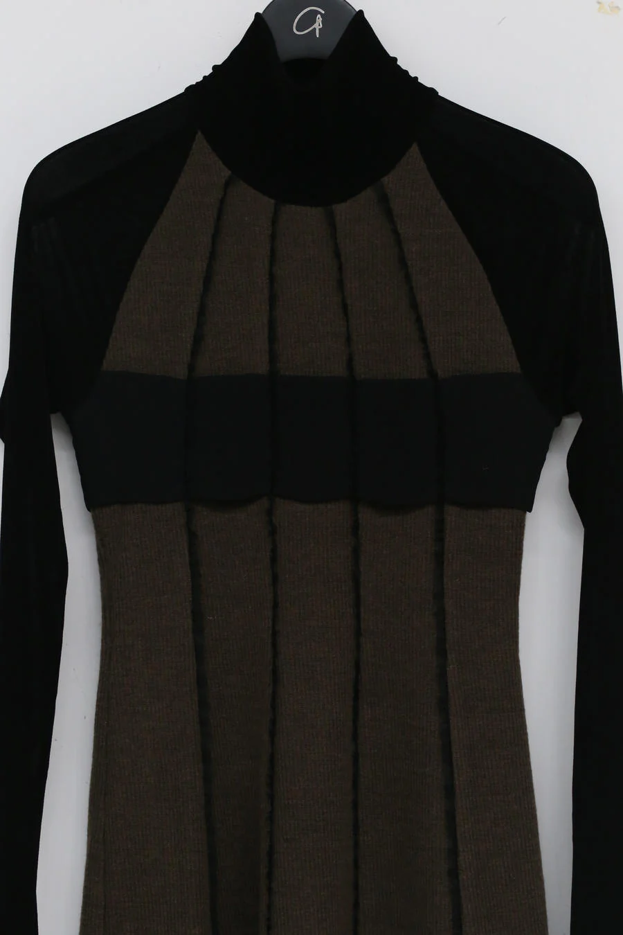 Un Morceau Raglan High Neck and Chest Panel Dress UM212LS10 Black/Olive Green PUM12 - Image 9