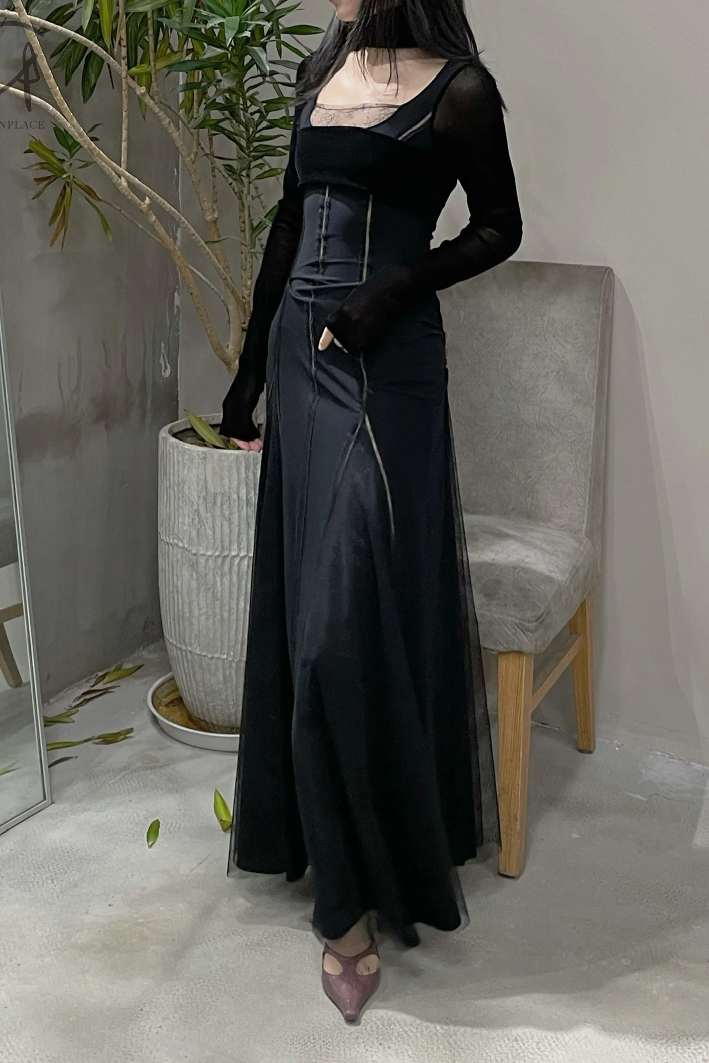 Un Morceau Velvet Knit Patchwork Tailored Dress UM221LS17 Black - Image 9
