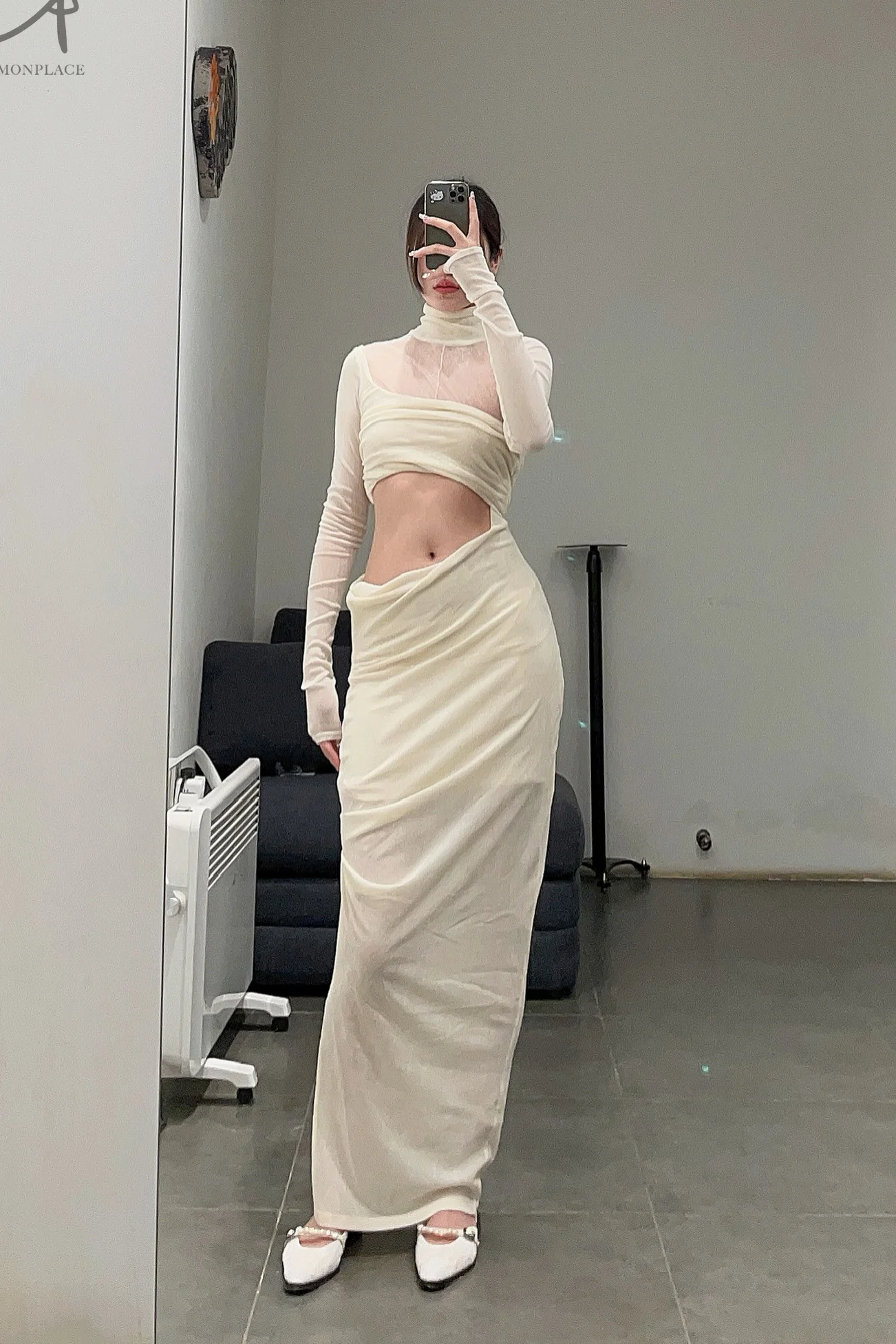 Un Morceau velvet lace stitching waist details dress UM231LS08 white PUM35 - Image 13