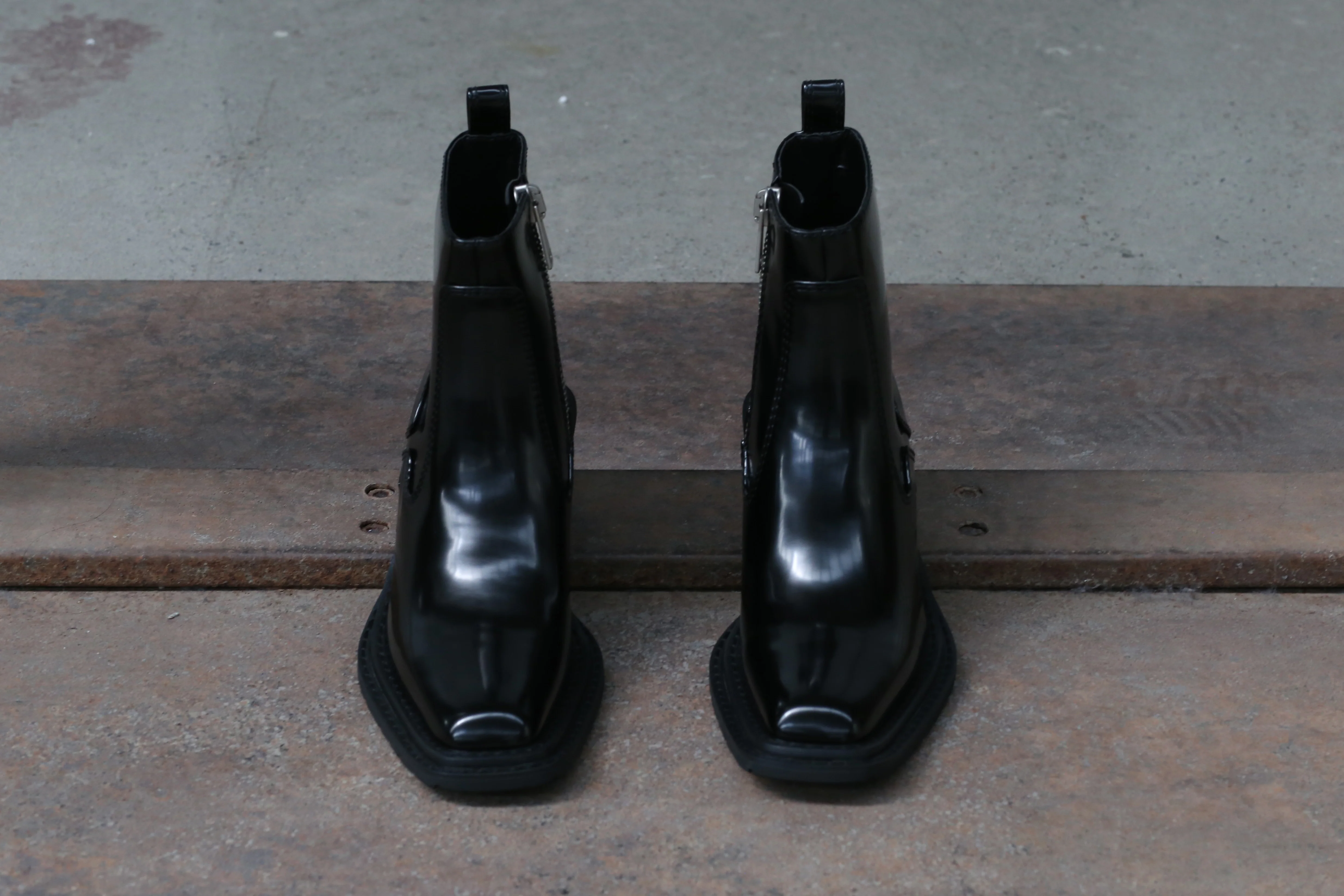 untitlab bright black mounting boots AW201302 - Image 3