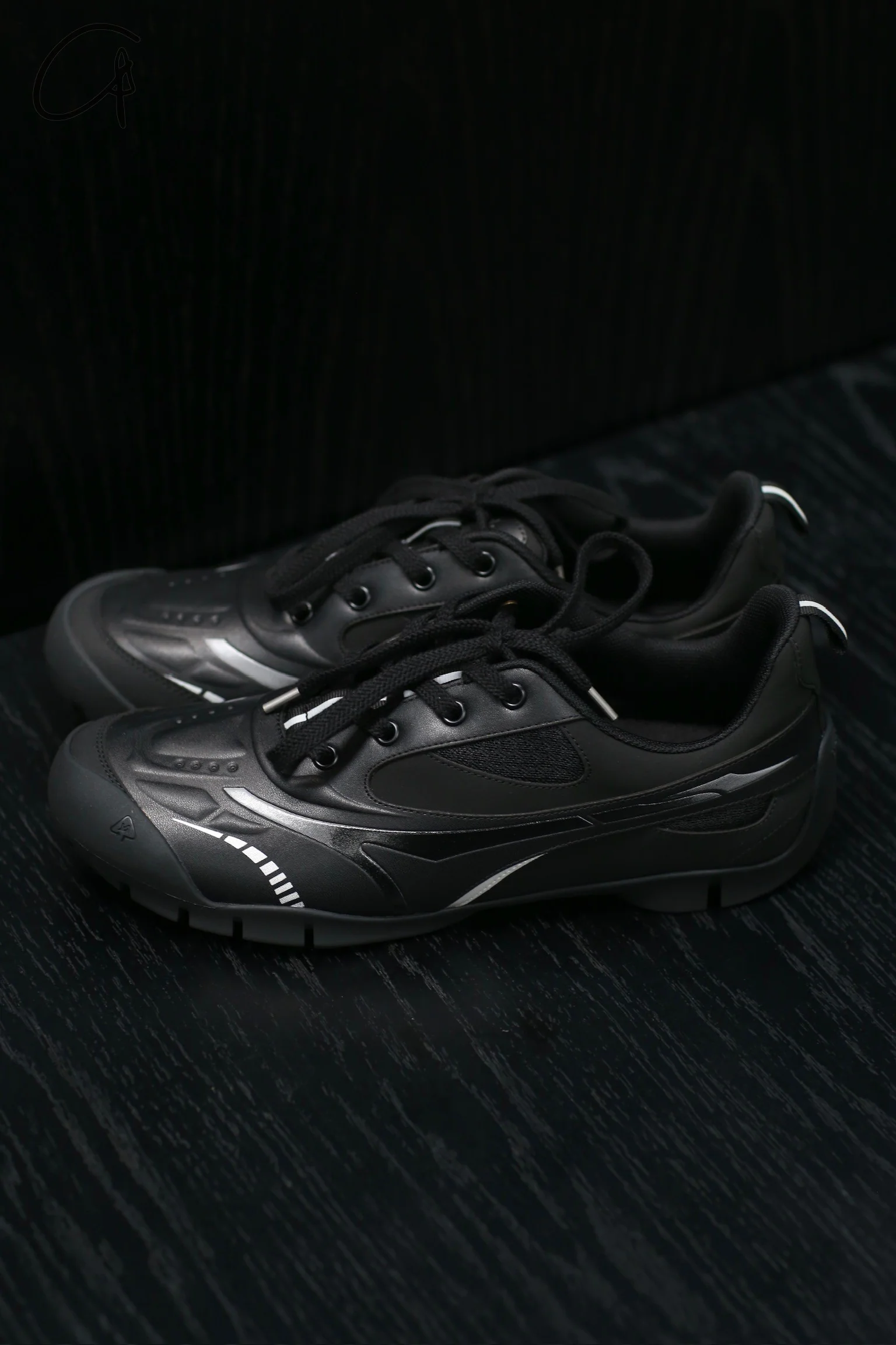 untitlab lace-up racing sneaker series UTB-AW0232502-HEI black PU8