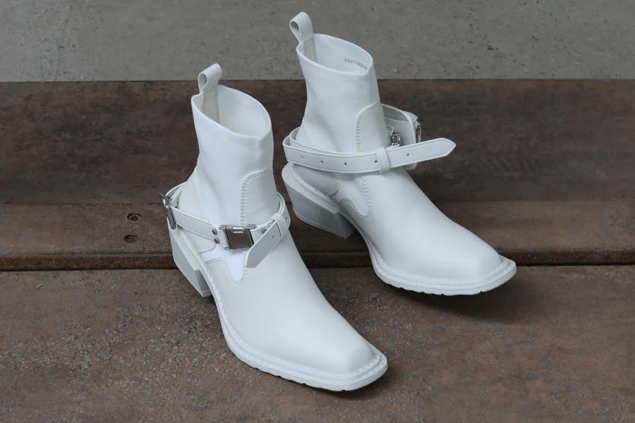untitlab shiny beige hook boots SS211305 PU1 - Image 8