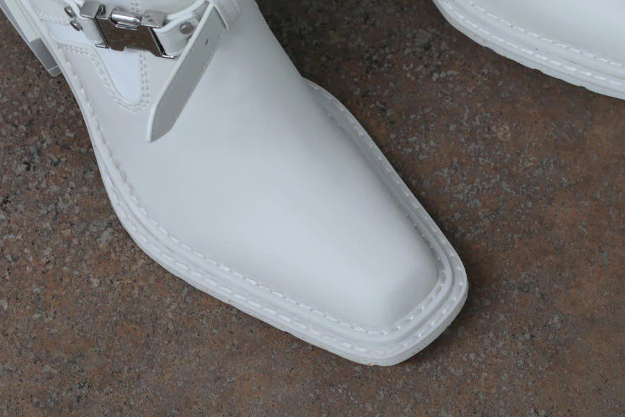 untitlab shiny beige hook boots SS211305 PU1 - Image 9