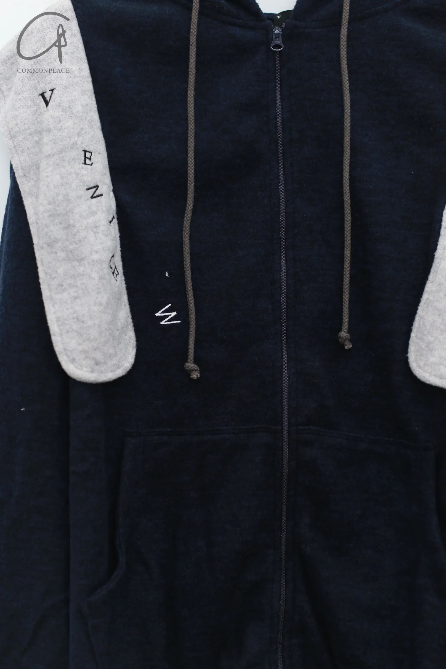 VeniceW 24 Autumn and Winter Egg Bag Hoodie VCW-00:HD3-SaltNavy - Image 4