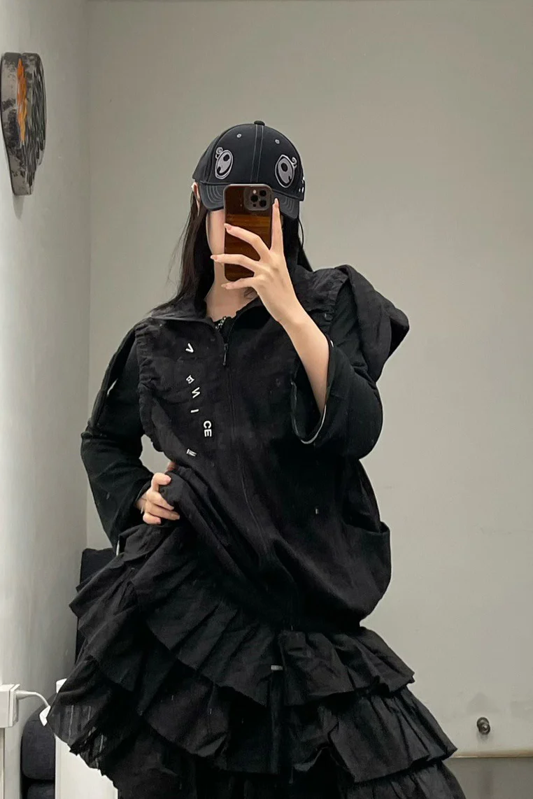 VeniceW 24 spring and summer canvas logo embroidered peaked cap series VCW-H0-HEIYIN black silver - Image 7