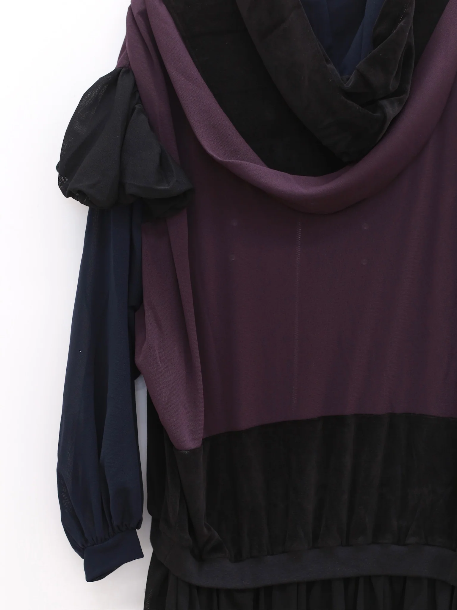 VeniceW Tuxedo Hoodie VCW-HD3-HJL Black currant - Image 4