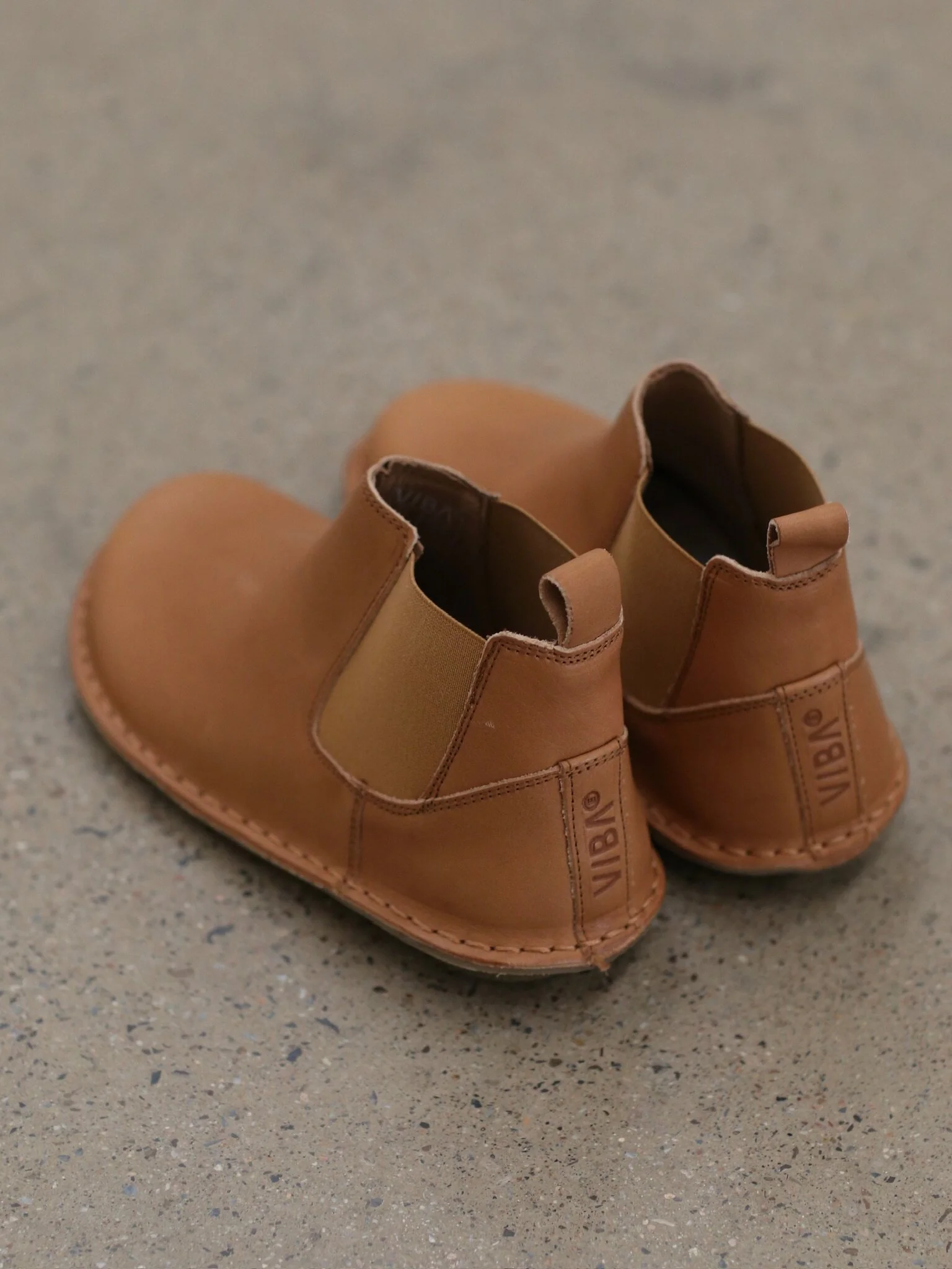 VIBAe Portuguese handcrafted HANKO vegetable-tanned leather shoes, designed for comfort, lightness, and durability. Honest VIBA-HANKO Leather-FT Fawn Tan (VIBA-HANKO Leather) - Image 3