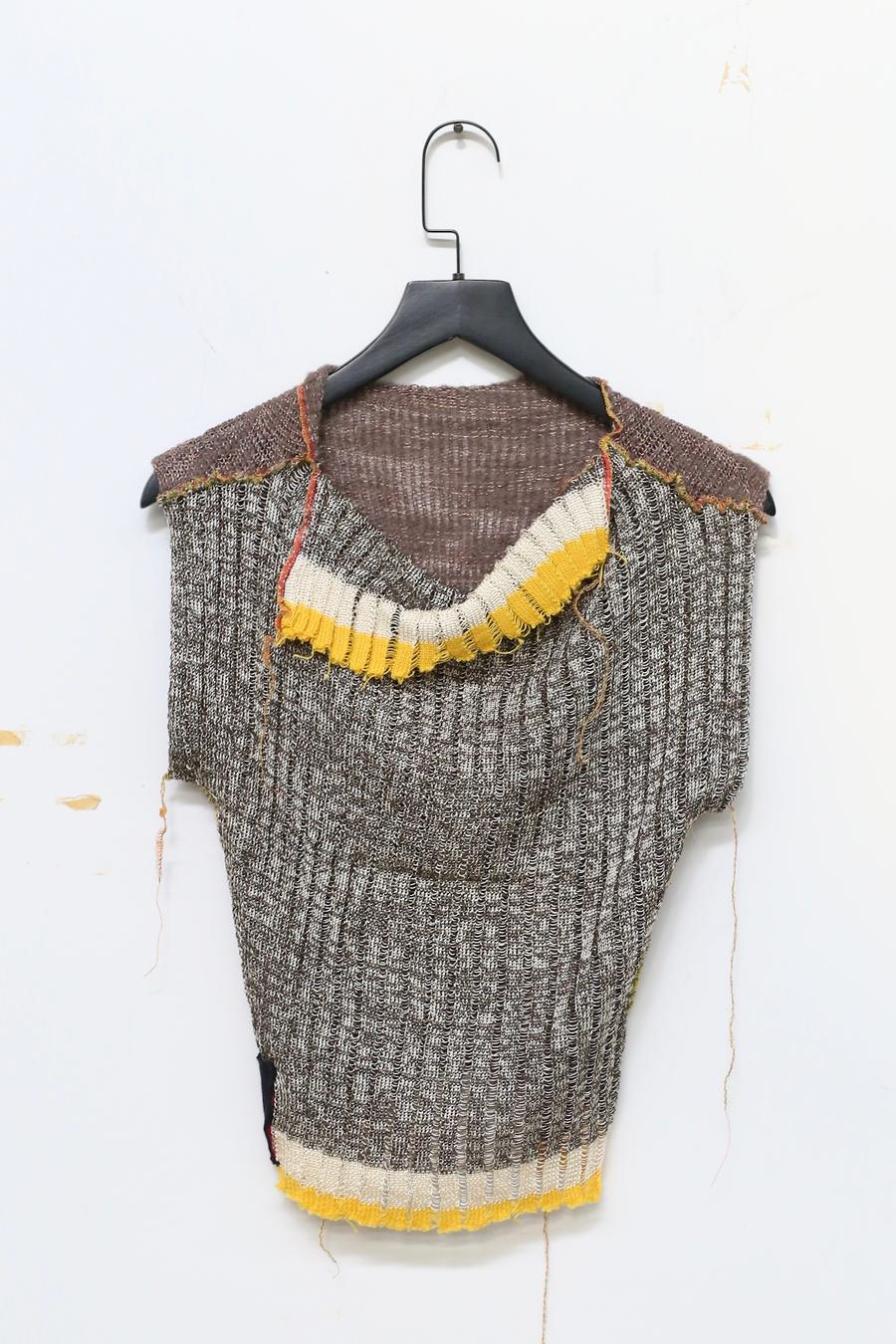 Vitelli cut top VTL-FW22_OKT_M003_BR-PIN - Image 10