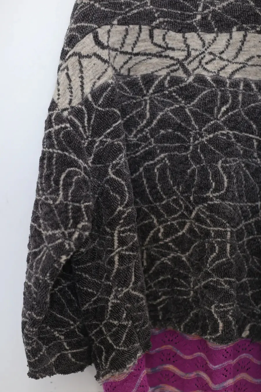 Vitelli jacquard gray oversized layered sweater PFW23_VIT0028_J5 - Image 5