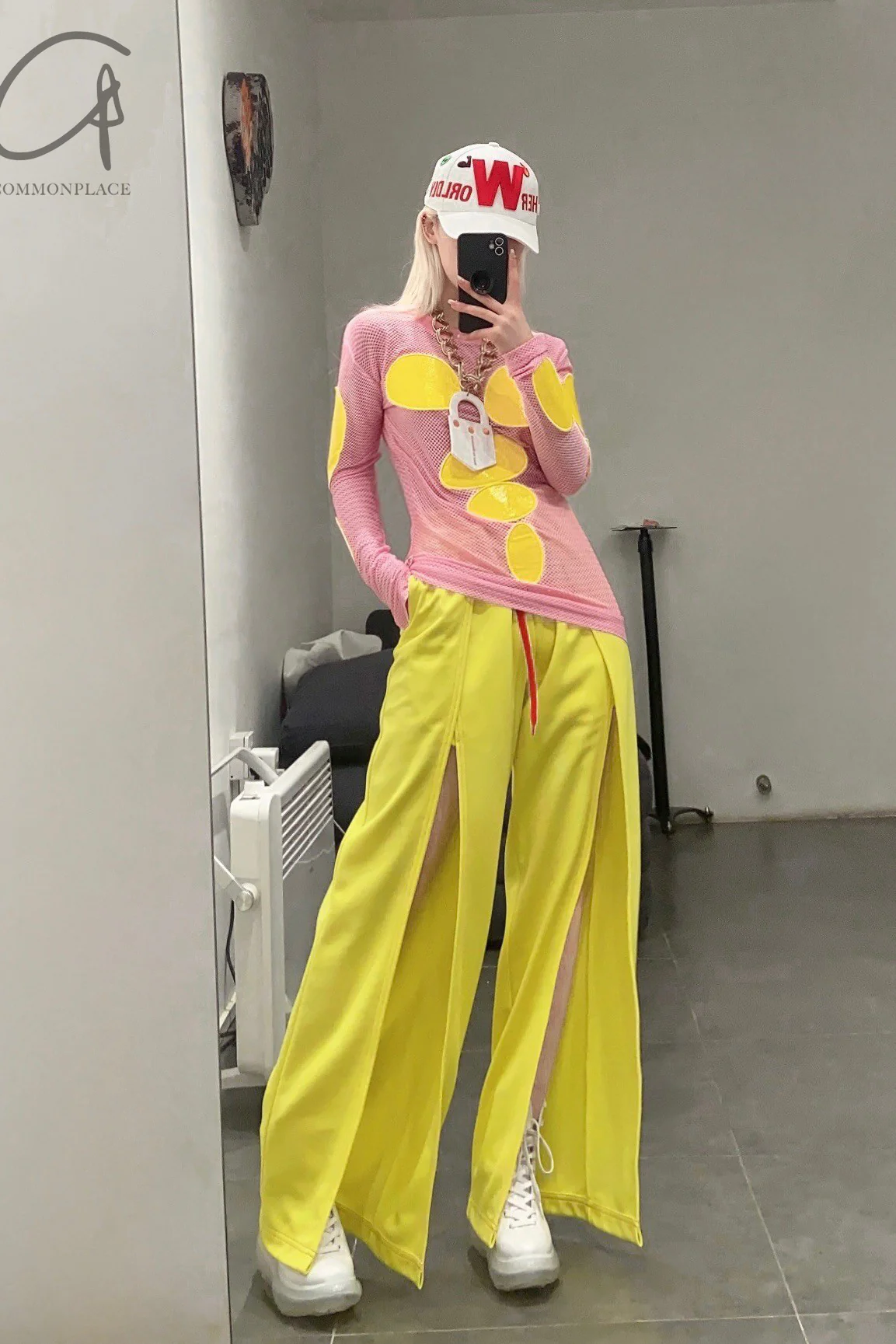 Walter Van BeirendonCK Alien Grid AW22-23 8037 Pink - Image 7
