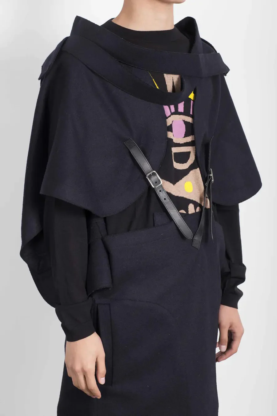 Walter Van Beirendonck (Kift shawl cloak) 3013 UNI - Image 3