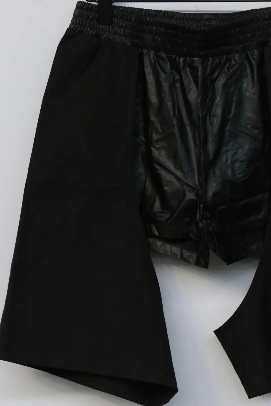 Walter Van Beirendonck Short Bloss AW22-23 2008 - Image 2