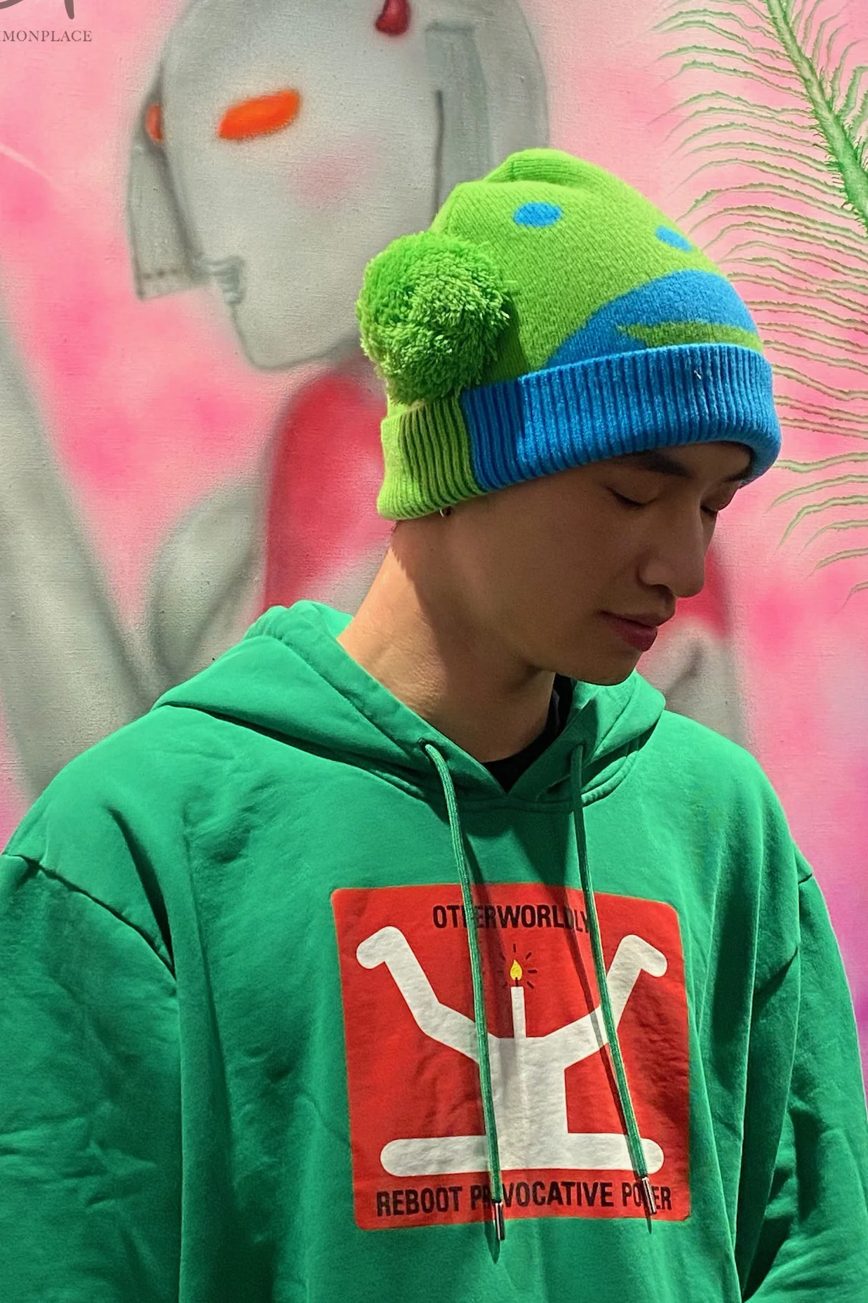 Walter Van BeirendonCk Walter Binni Hat AW22-23 9012 Green and Blue - Image 3
