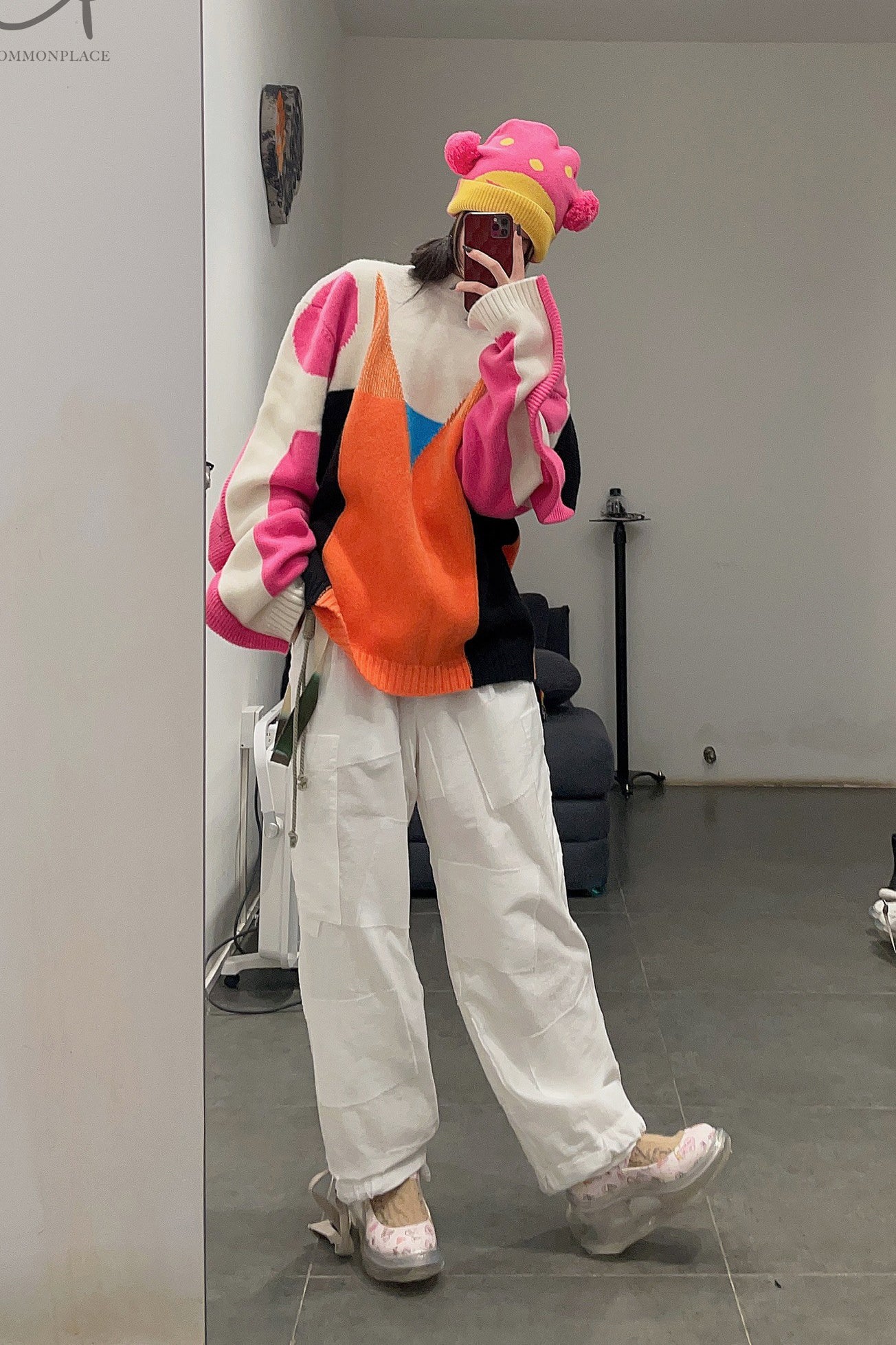Walter Van BeirendonCk Walter Binni Hat AW22-23 9012 Pink yellow - Image 4