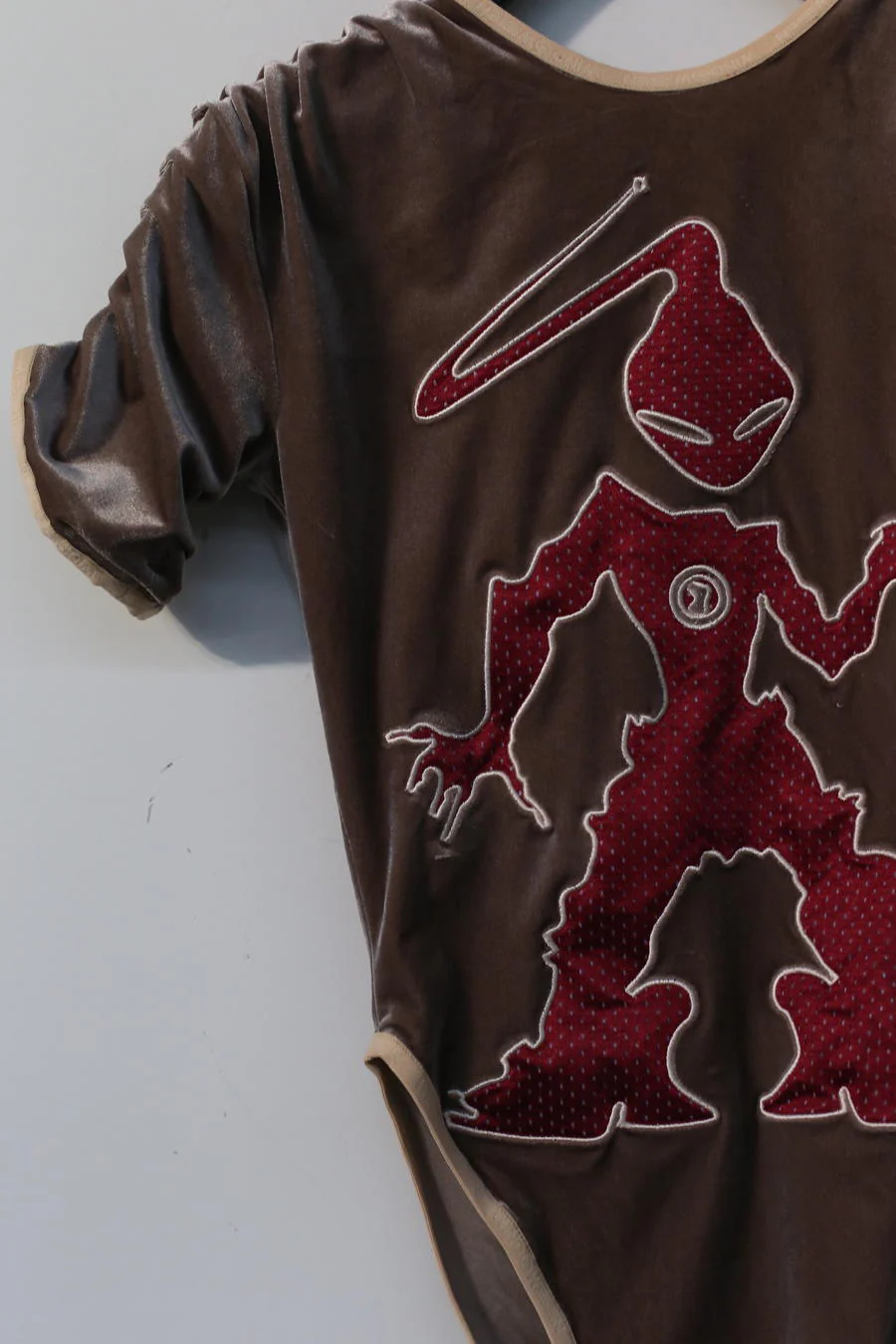 Windowsen "Alien" velvet conjoined short -sleeved PS23OP001 khaki color - Image 2