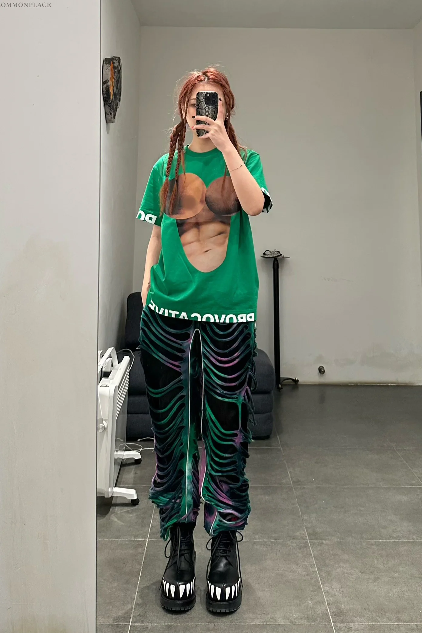 WINDOWSEN distressed printed sweatpants WDS-SS22P010MT-YINHUA - Image 10