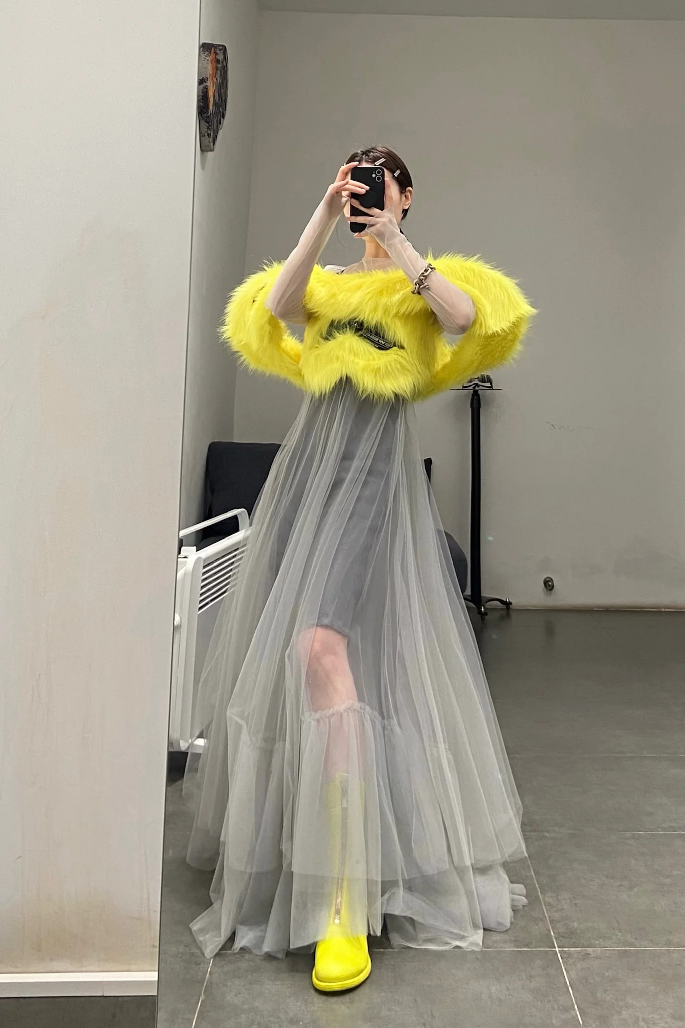 WINDOWSEN Faux Fur Top SS22T030YL - Image 6