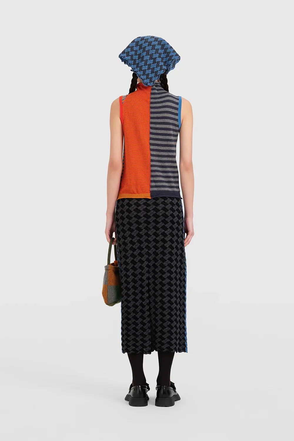 YANYAN KNITS 2025 Fall/Winter Collection: Stand-up Collar Vest (YYK-YYW25-1631-PS) - Color Block Design - Image 16
