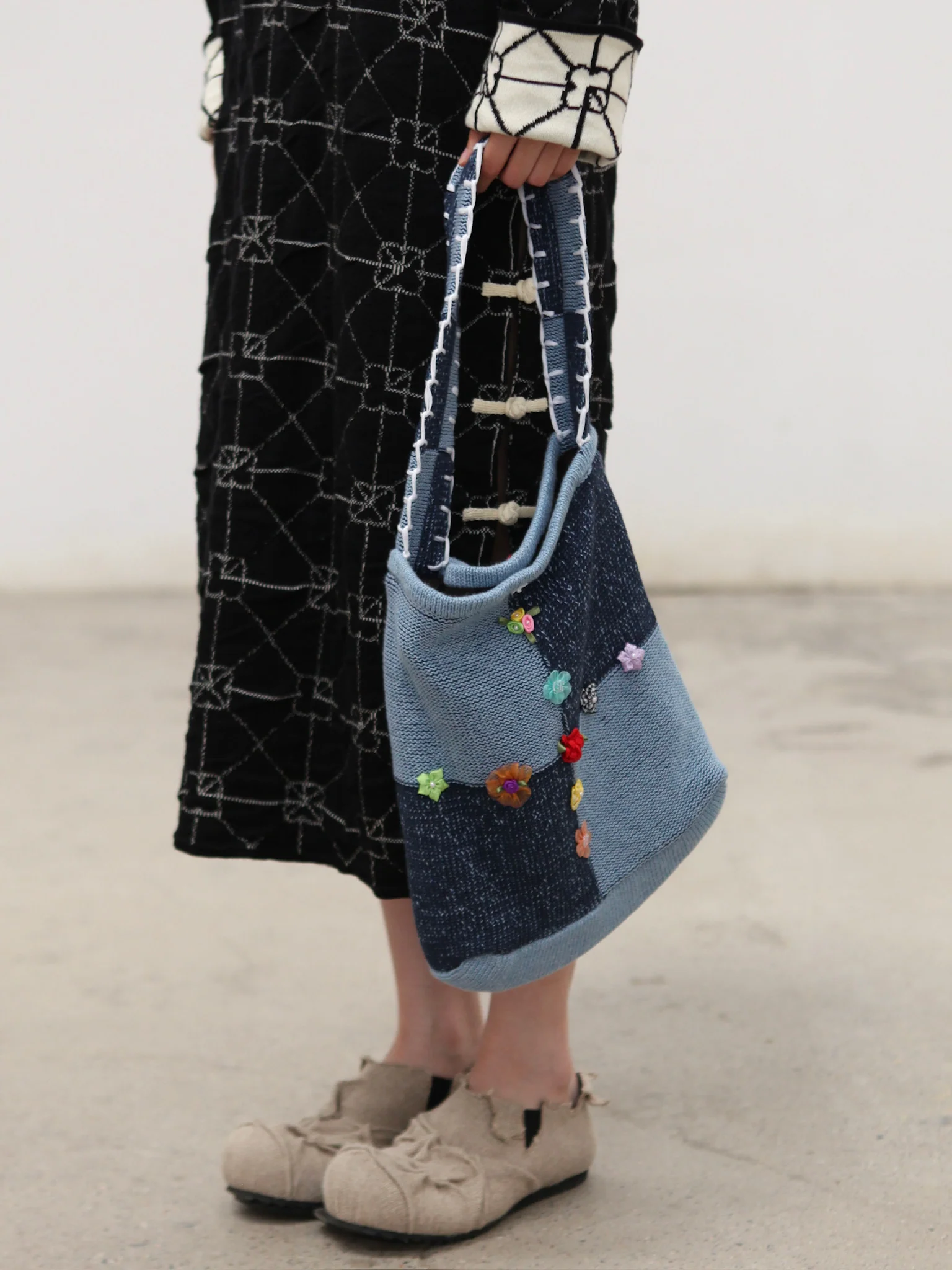 YANYAN KNITS 25 Autumn/Winter Embellished Plaid Tote Bag YYK-YYW25-1041-DENIM - Image 10