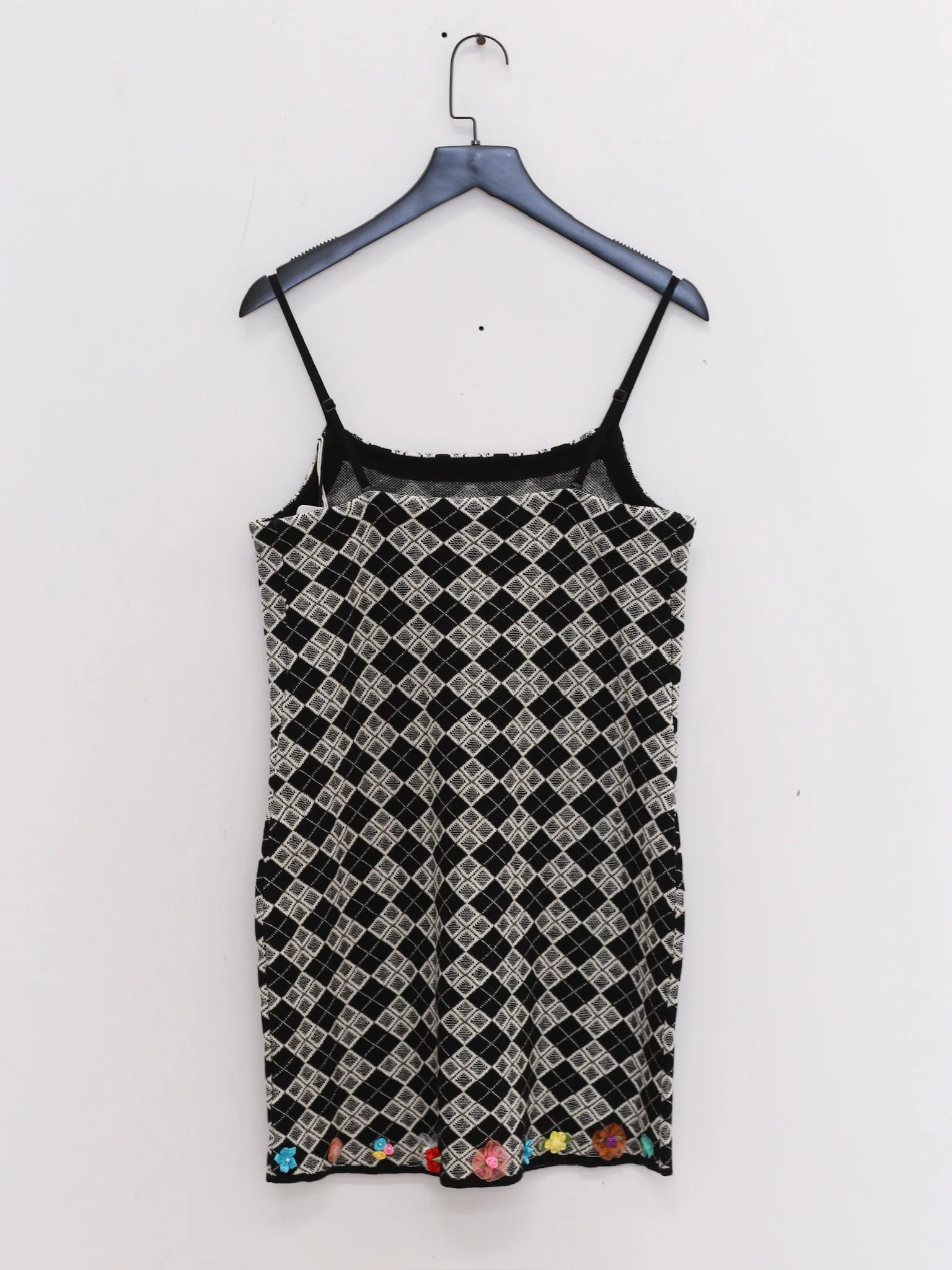 YANYAN KNITS 25 Spring/Summer ARGYLE Suspender Mini Dress YYK-YYW25-0301-HB Black and White - Image 4