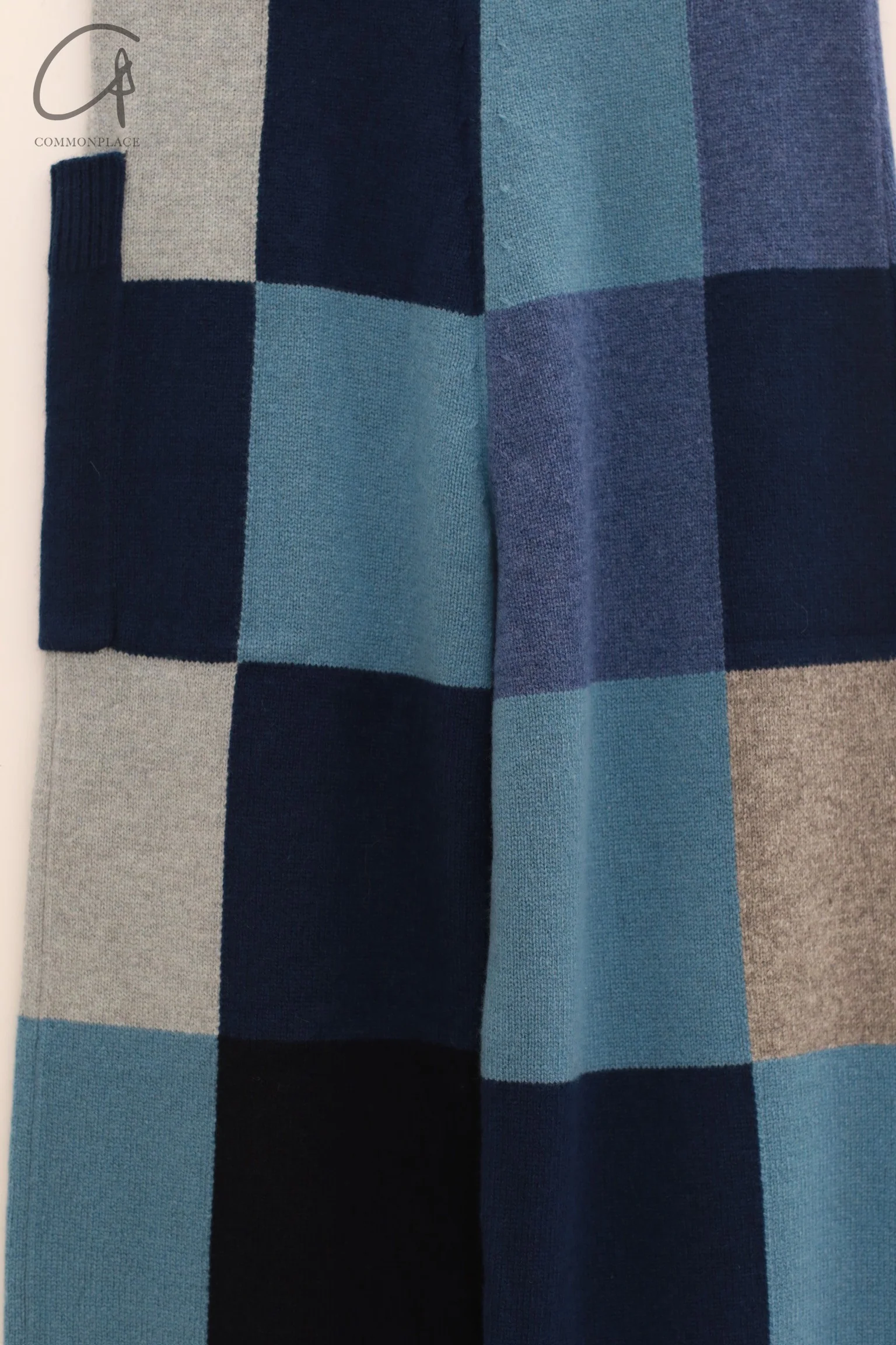YANYAN KNITS Check Colorblock Sweatpants YYK-YYW23-0183-LAN Blue YYK-YYW23-0182 - Image 3