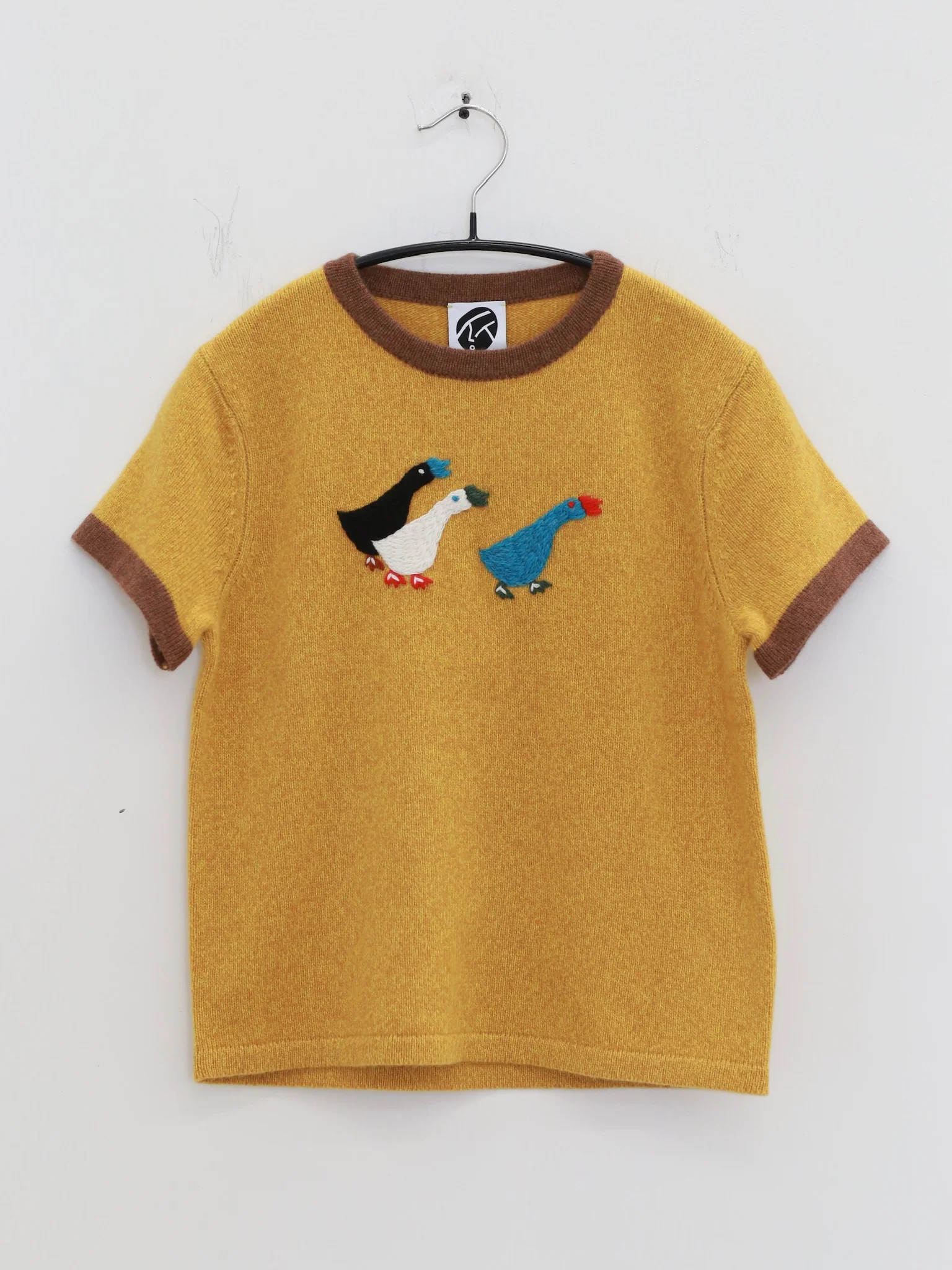 YANYAN KNITS Fall/Winter 2025 Collection: Goose-themed T-shirt/Skirt Set (YYK-YYW25-1391-HUANG T-shirt) - Image 5