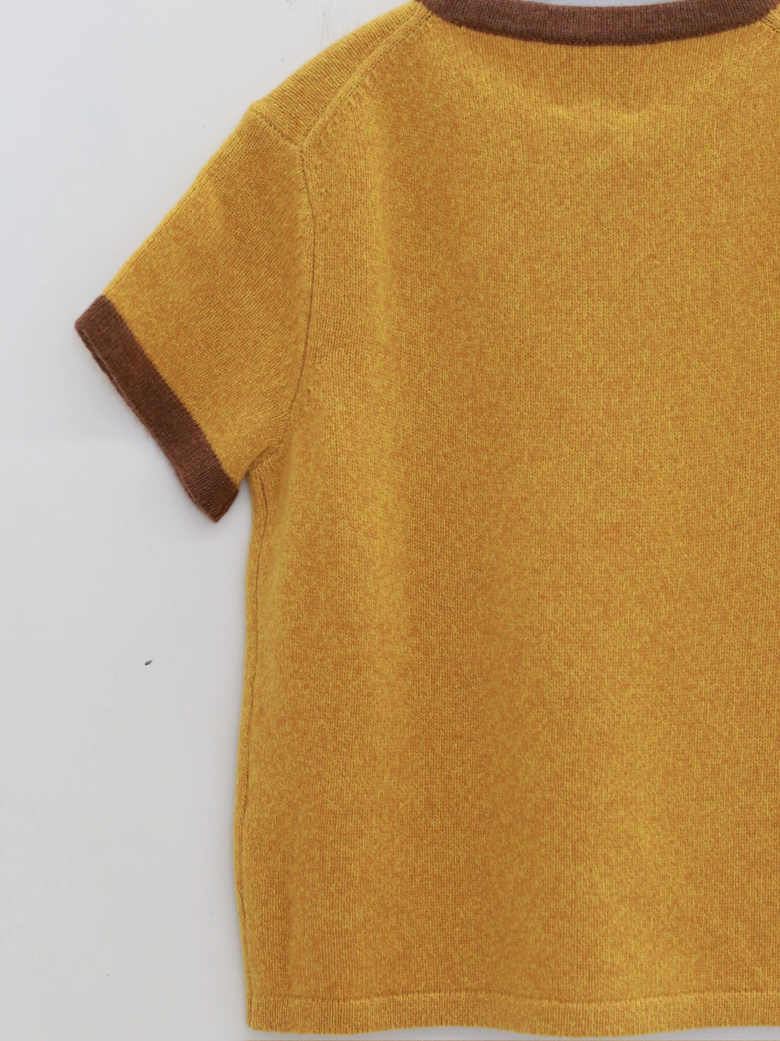 YANYAN KNITS Fall/Winter 2025 Collection: Goose-themed T-shirt/Skirt Set (YYK-YYW25-1391-HUANG T-shirt) - Image 7
