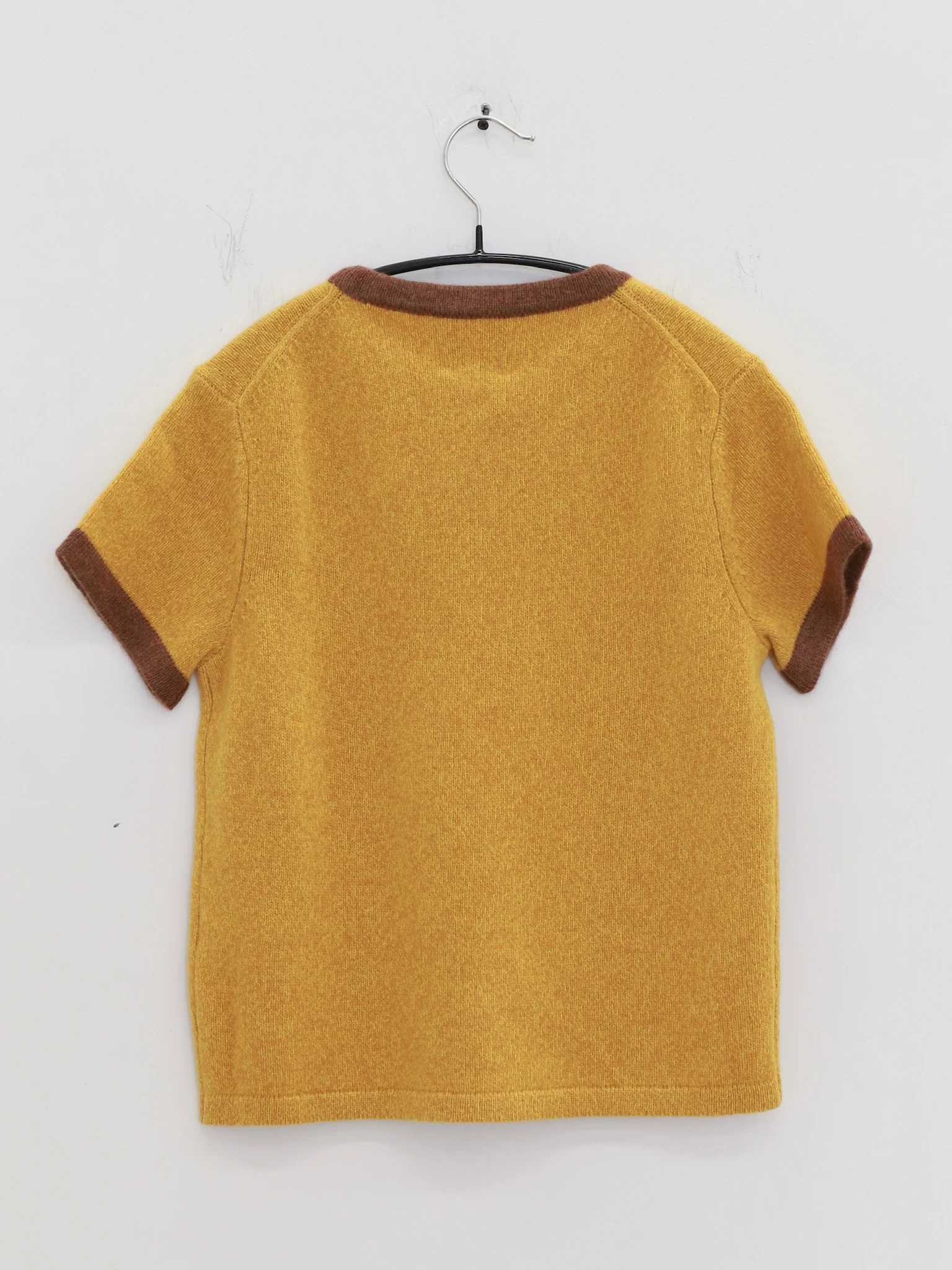 YANYAN KNITS Fall/Winter 2025 Collection: Goose-themed T-shirt/Skirt Set (YYK-YYW25-1391-HUANG T-shirt) - Image 8