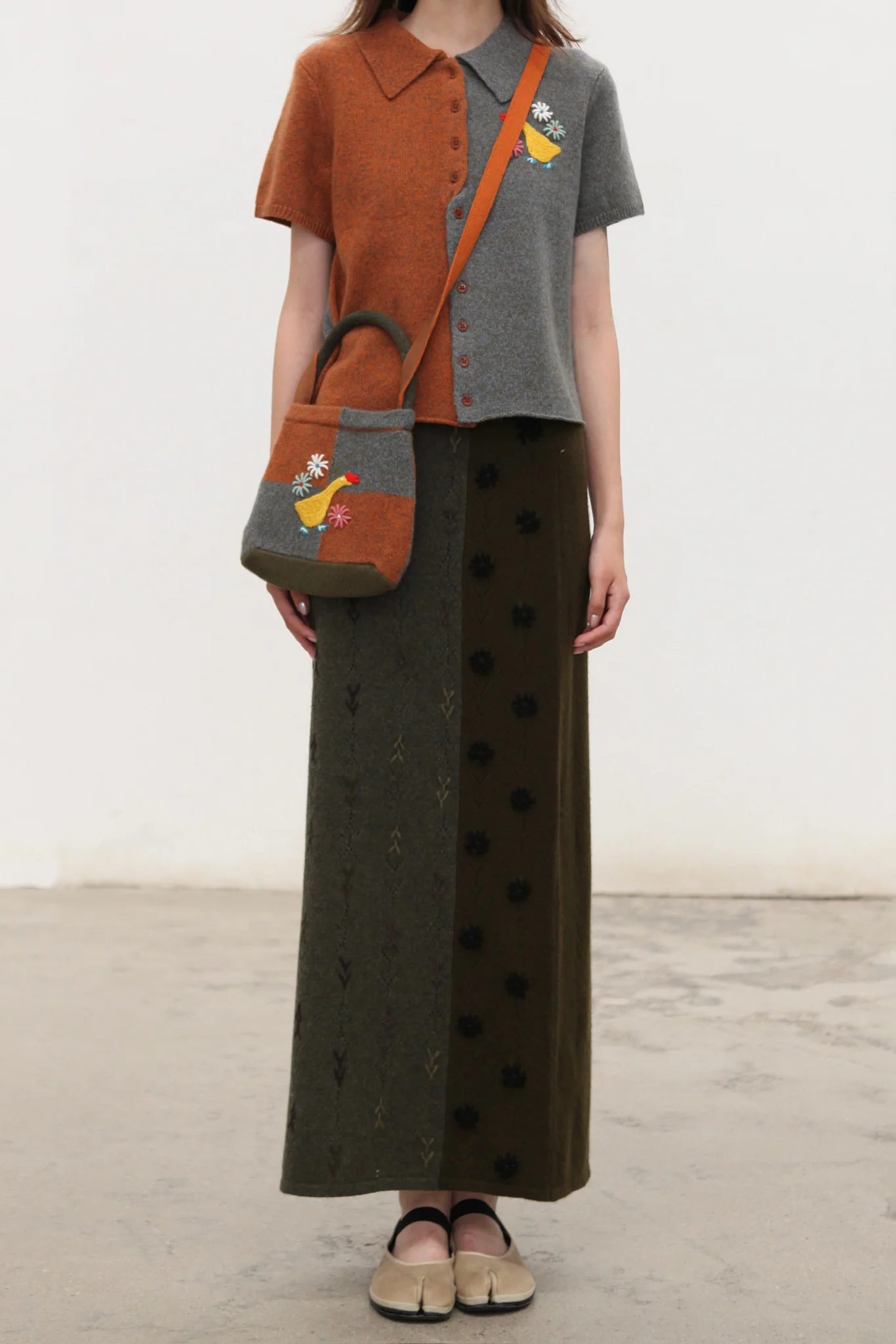 YANYAN KNITS Fall/Winter 2025 Collection: Wool Sweater YYK-YYW25-1311-PINSE (Color Block Design) - Image 2