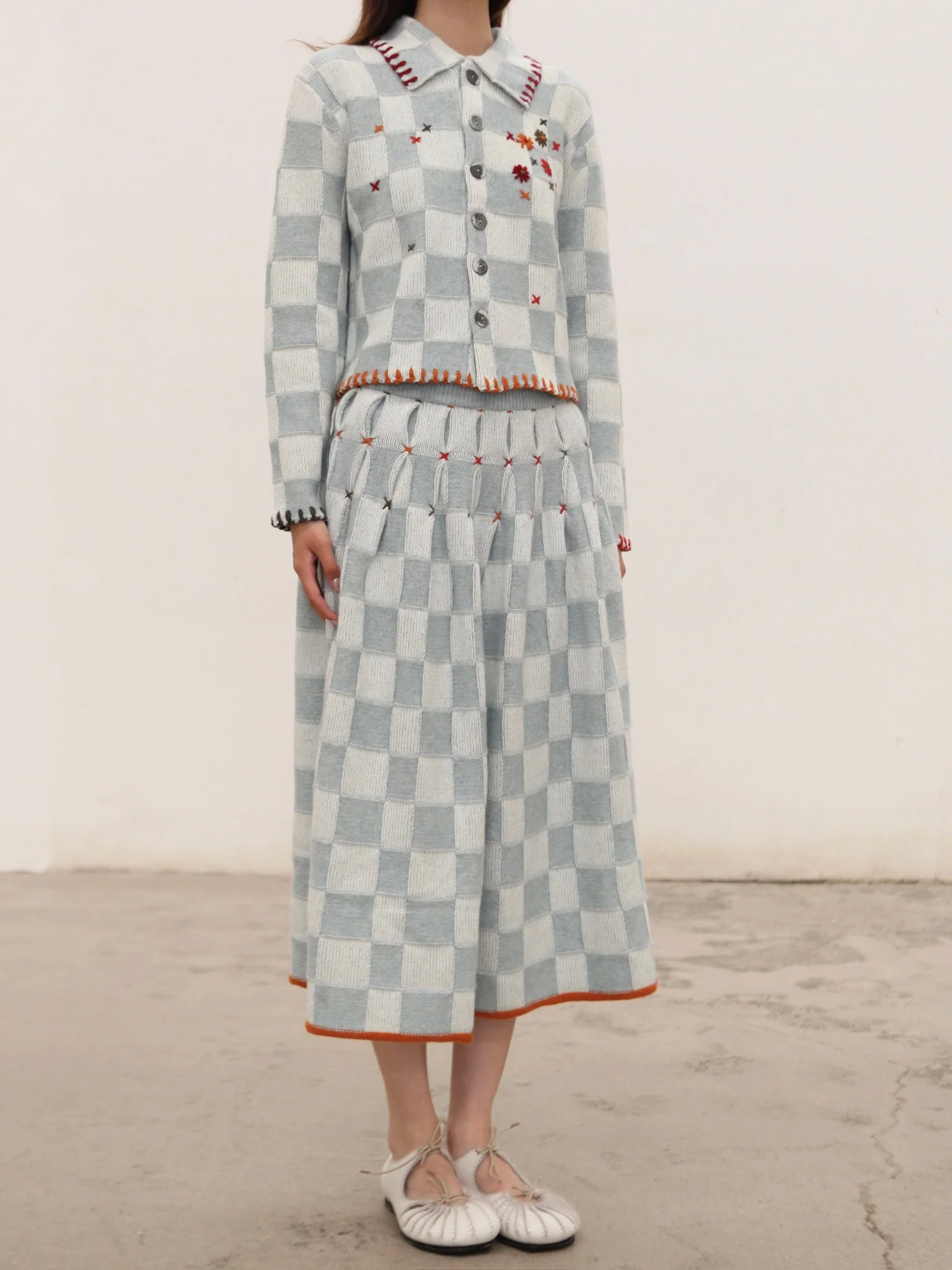 YANYAN KNITS Fall/Winter 2025 Collection: Wool Plaid Work Jacket/Mid-Length Skirt YYK-YYW25-1191-LAN (Jacket) - Image 3