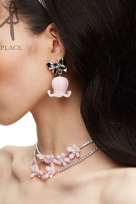 YVMIN*SST Metal Bow Rubber Lily Of The Valley Stud Earrings 21356 - Image 2